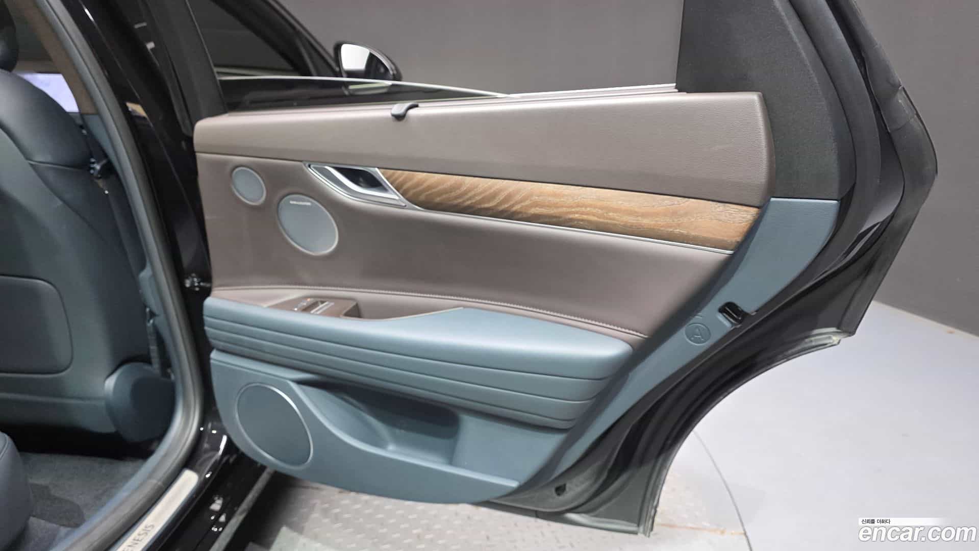 G80 Genesis 2024.6-INNER-035