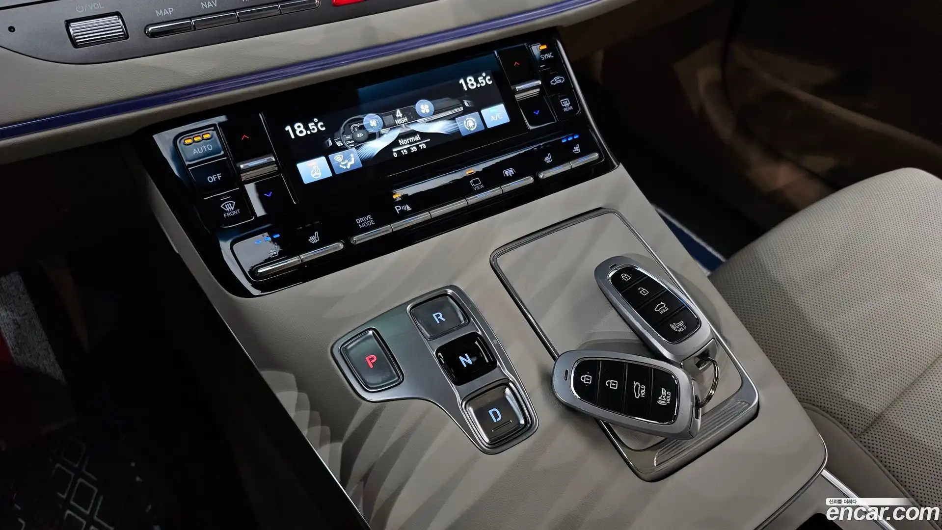 Grandeur Hyundai 2021.0-INNER-009