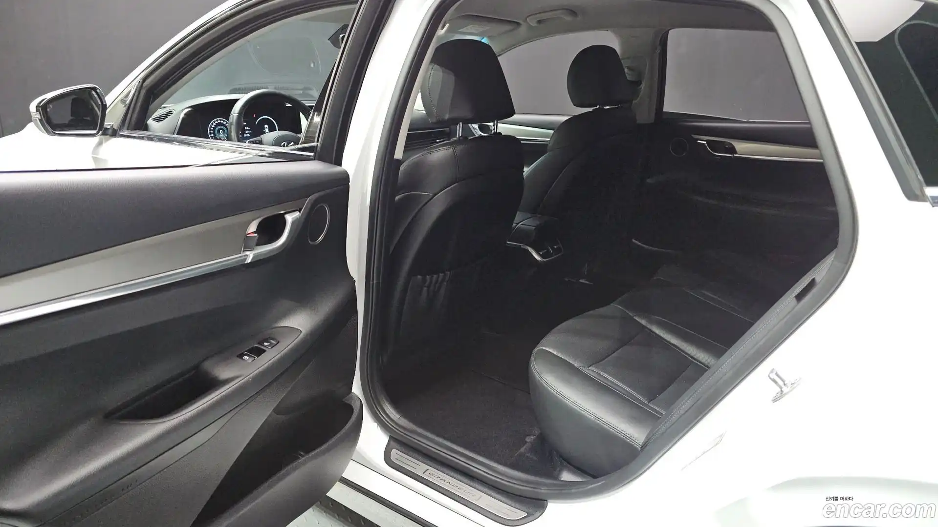 Grandeur Hyundai 2022.9-INNER-036
