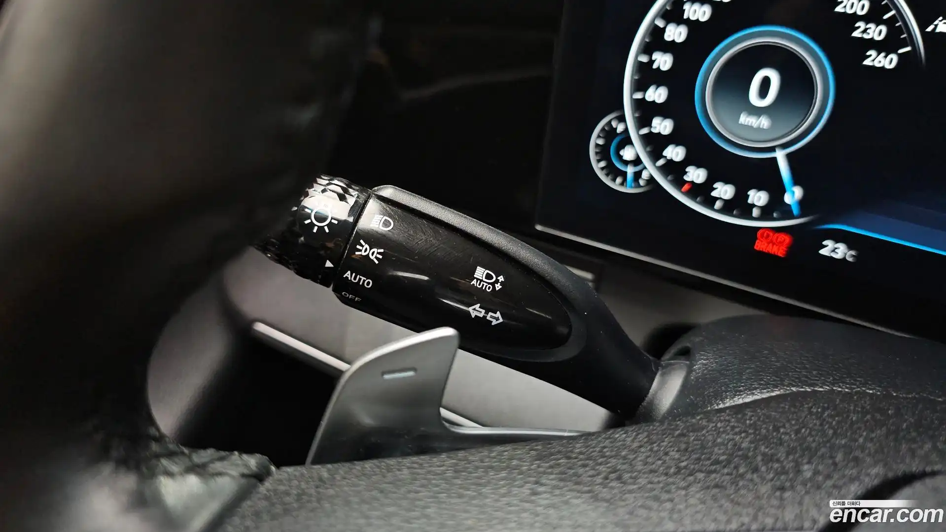 Grandeur Hyundai 2022.9-OPTION-043