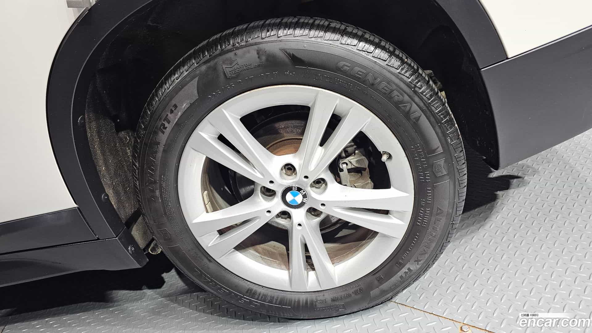 X1 BMW 2017.7-OUTER-031