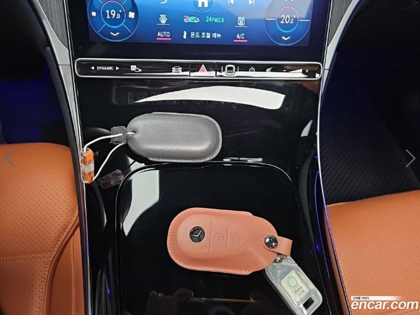 GLC-Class Mercedes-Benz 2023.6-INNER-010