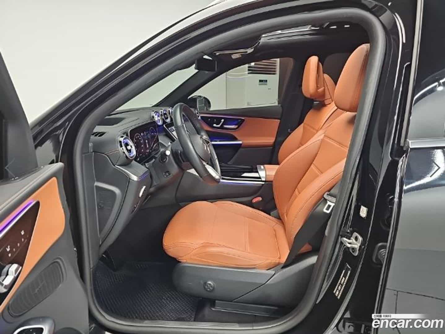 GLC-Class Mercedes-Benz 2023.6-OPTION-015