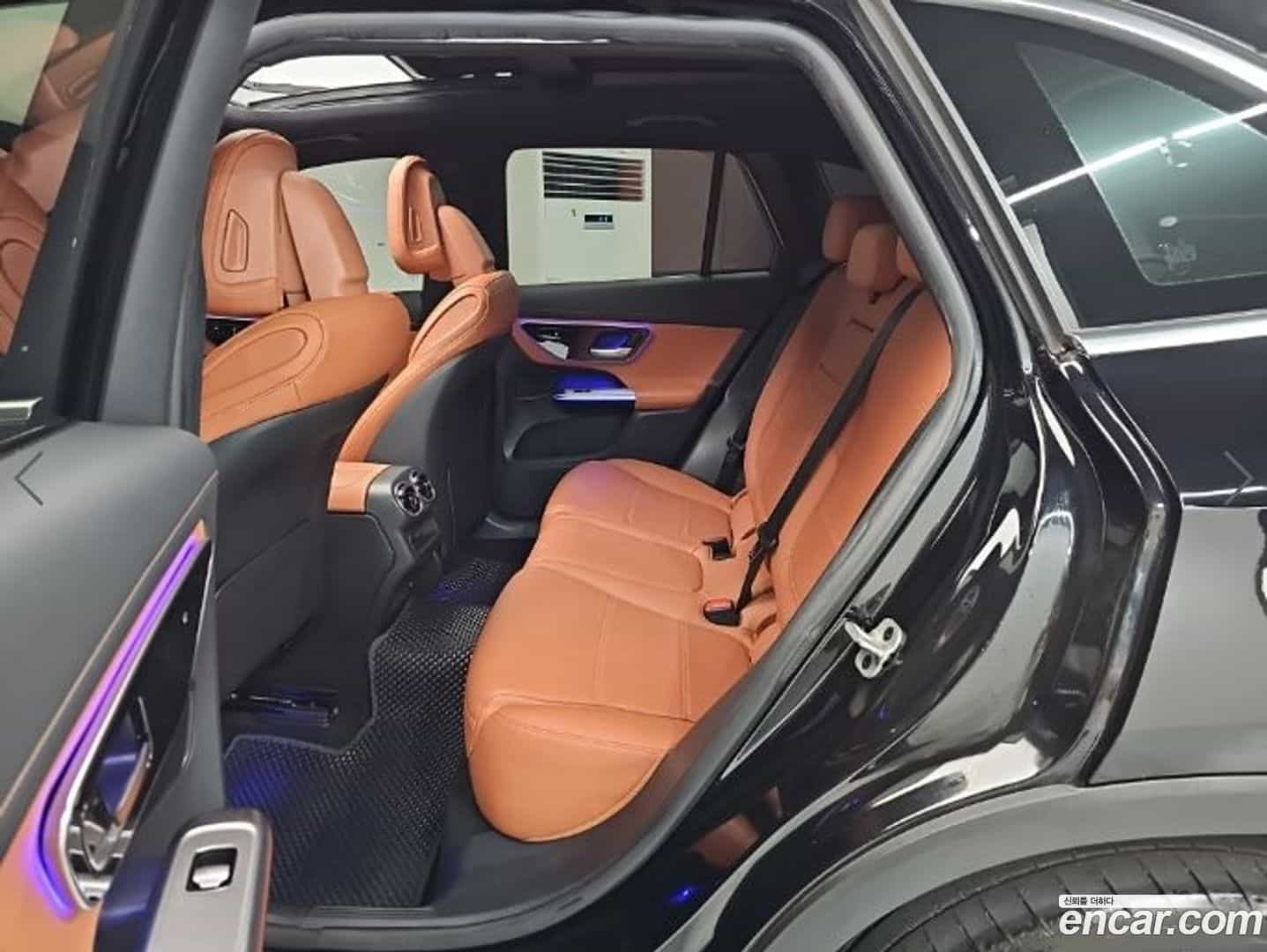 GLC-Class Mercedes-Benz 2023.6-OPTION-016