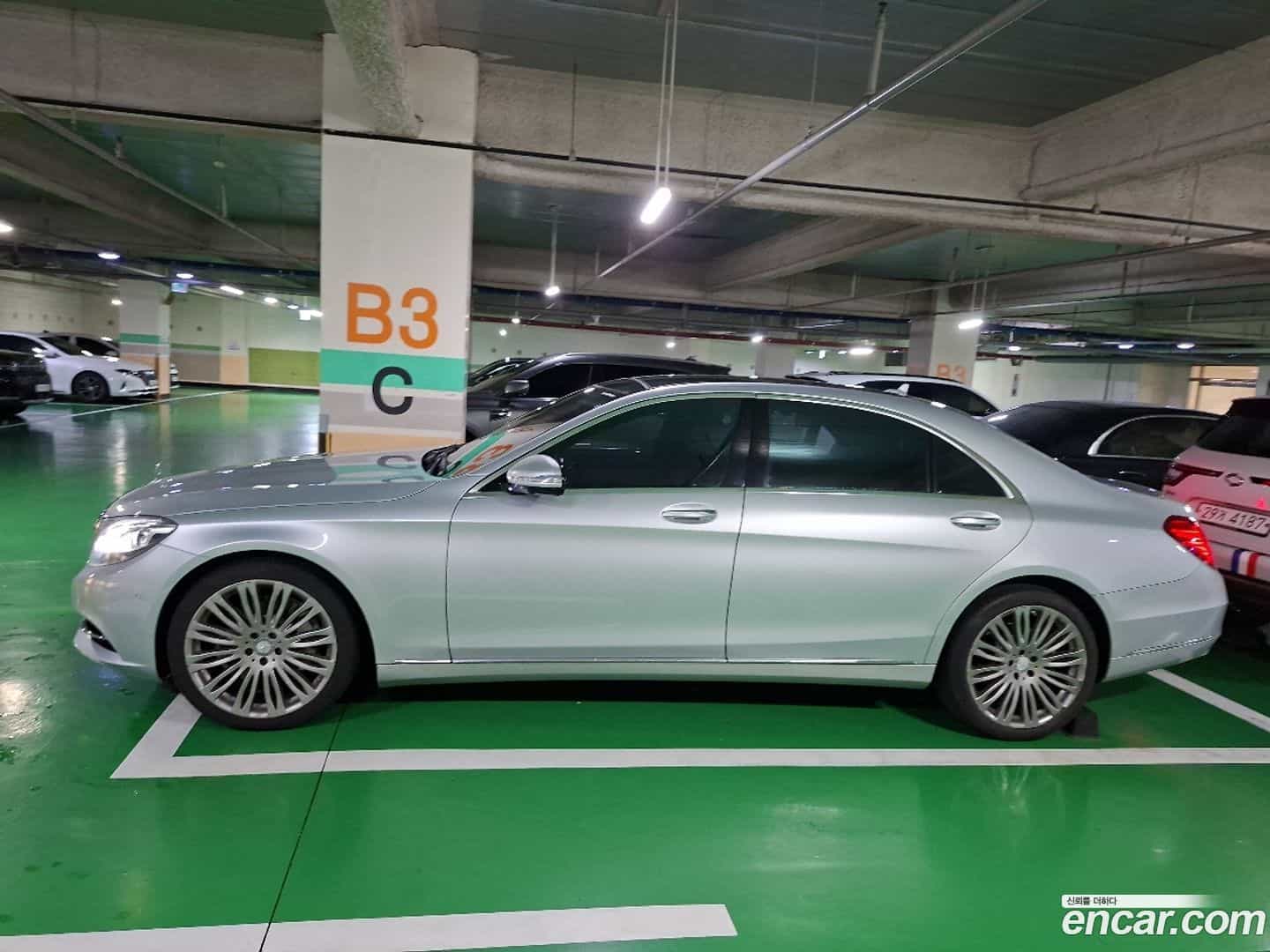 S-Class Mercedes-Benz 2017.0-INNER-009