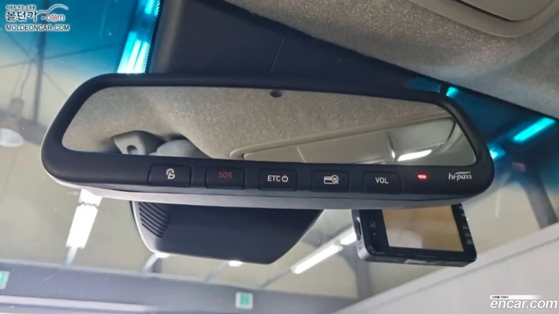 Santafe Hyundai 2019.2-OPTION-018