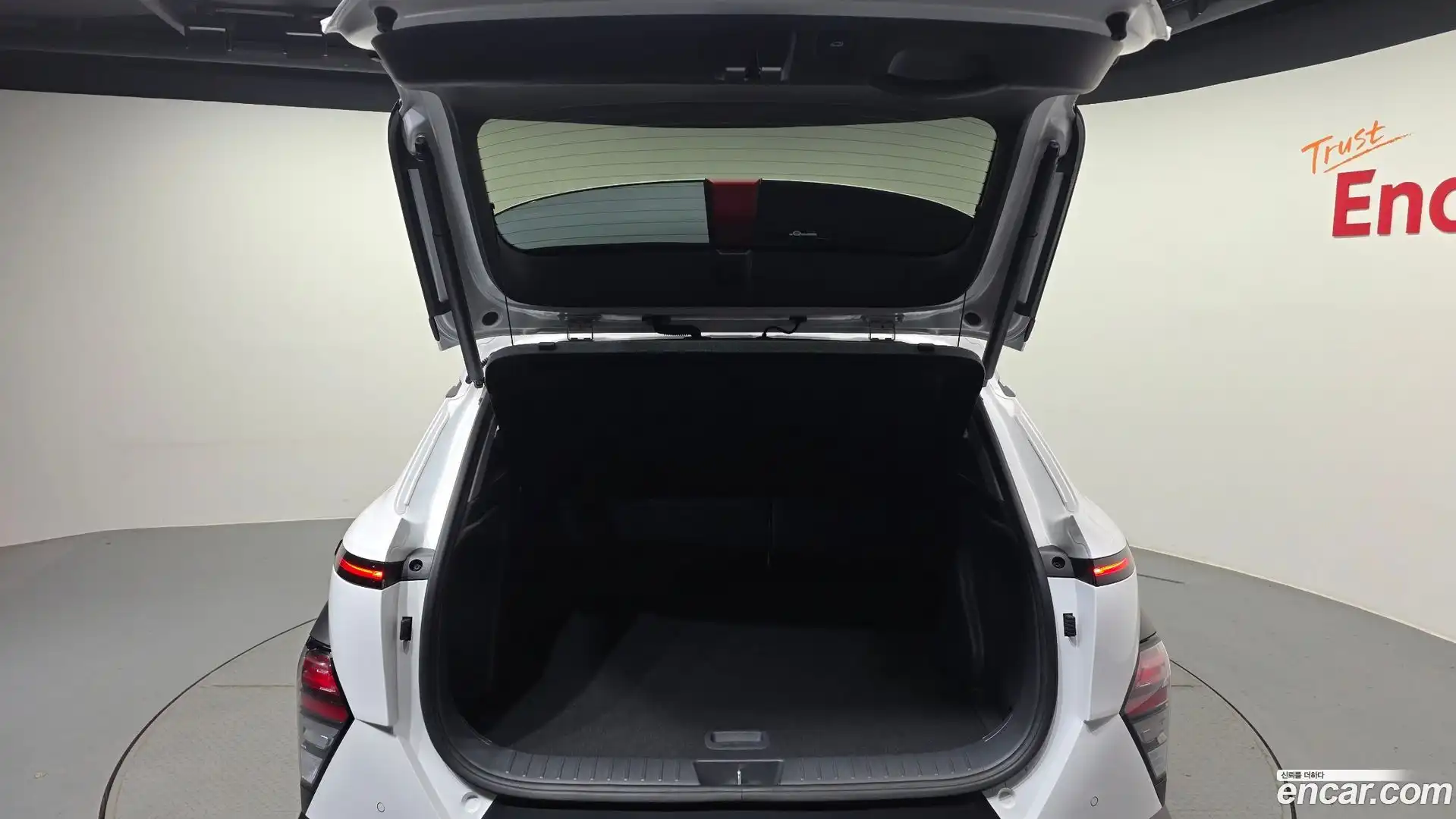 Kona Hyundai 2023.4-OPTION-024