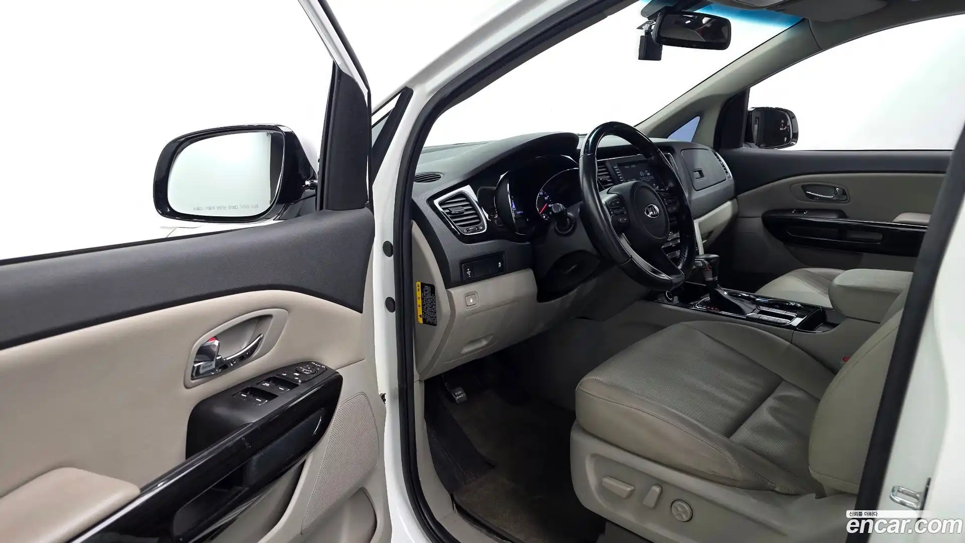 Canival Kia 2019.3-OPTION-015