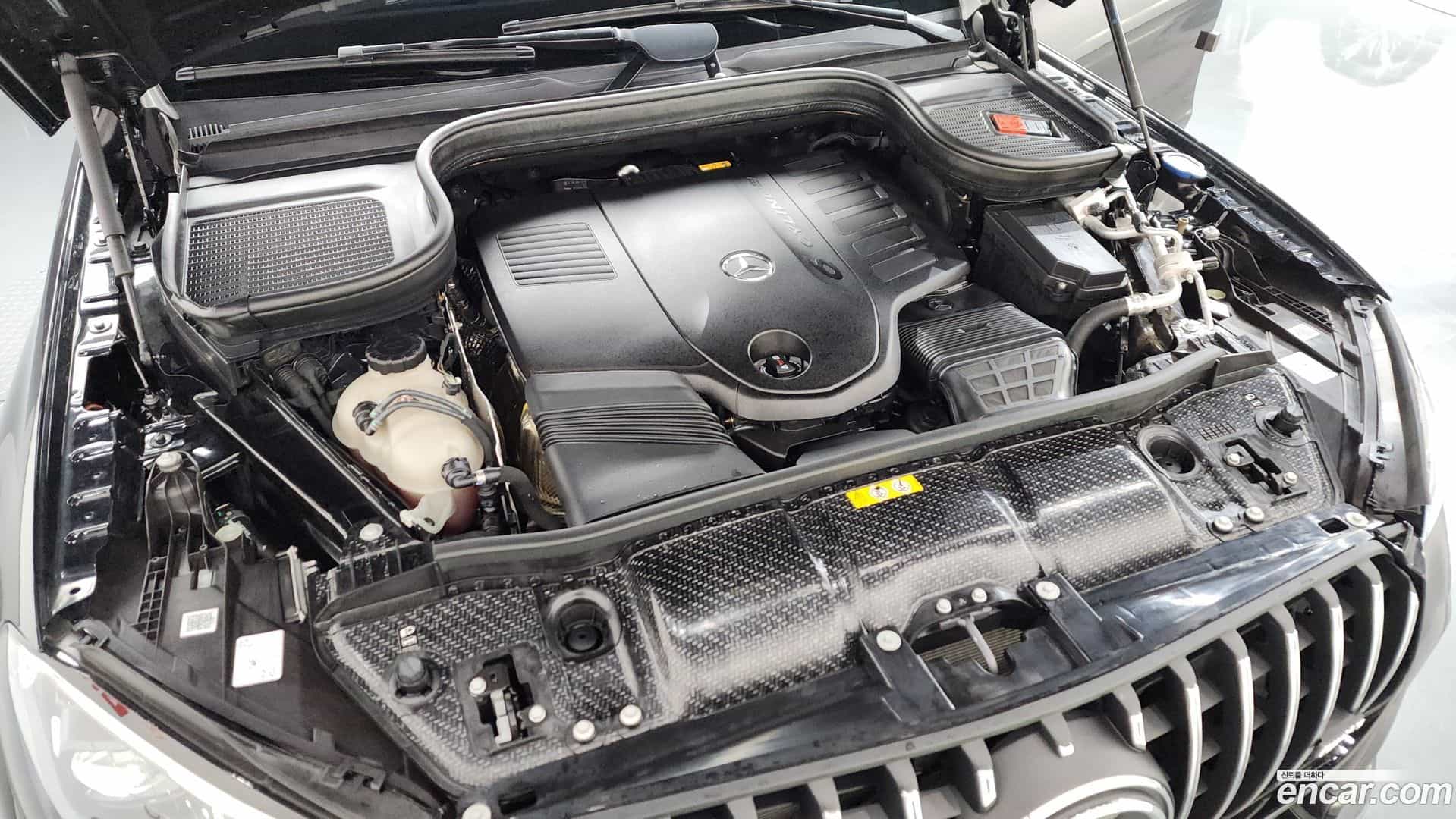 GLE-Class Mercedes-Benz 2024.7-OUTER-006