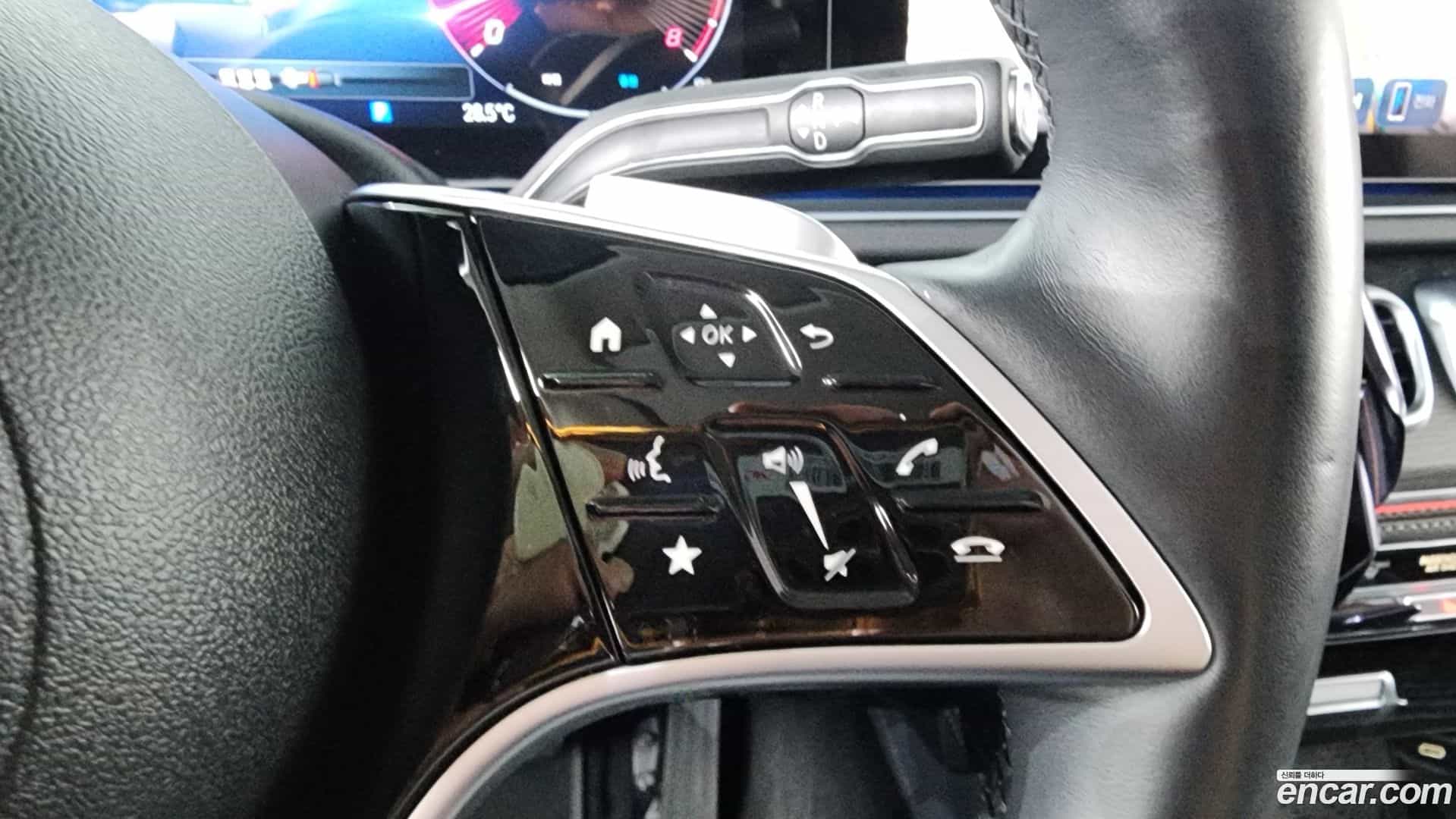 GLE-Class Mercedes-Benz 2024.7-OPTION-021
