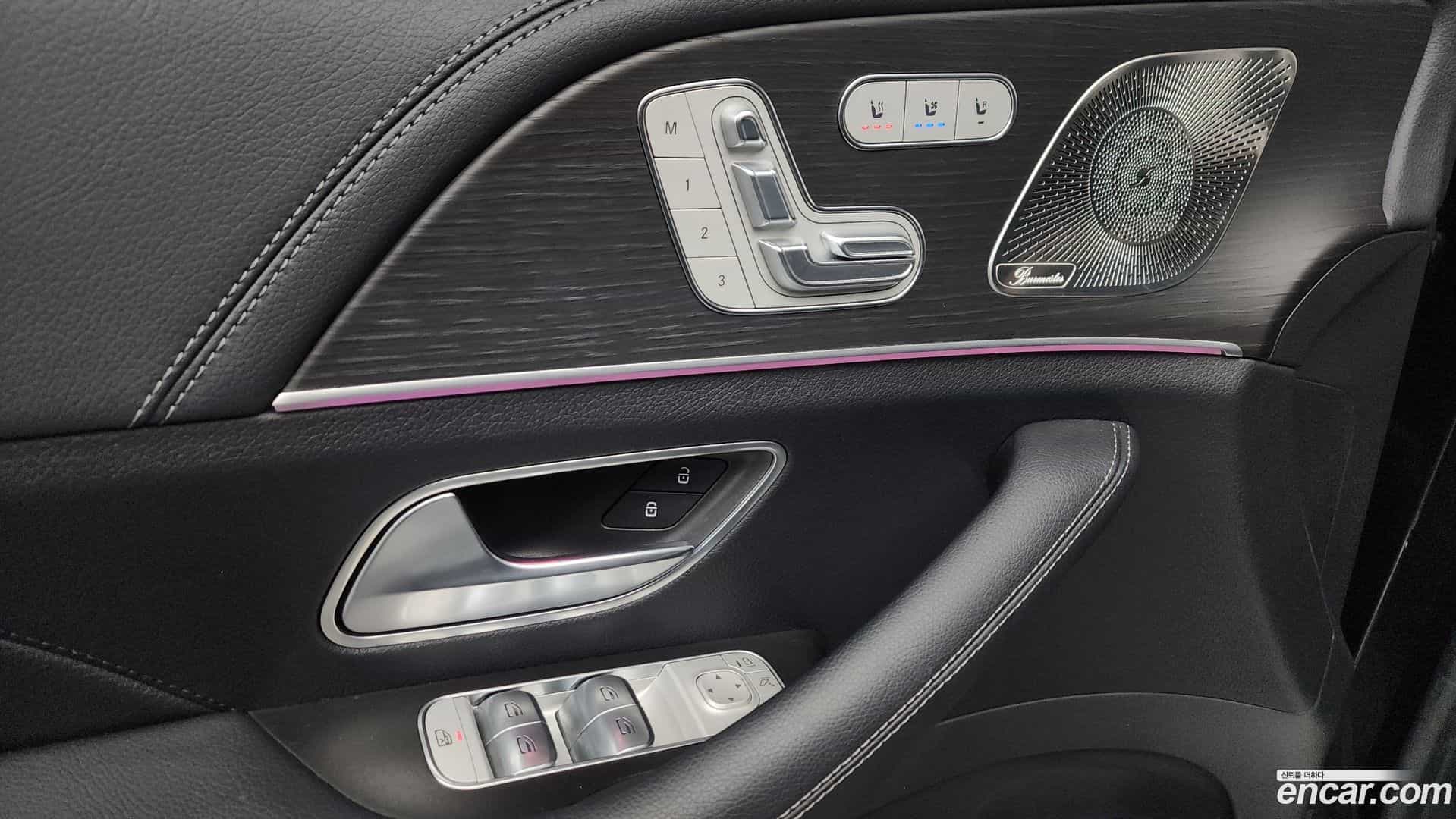 GLE-Class Mercedes-Benz 2024.7-OPTION-042