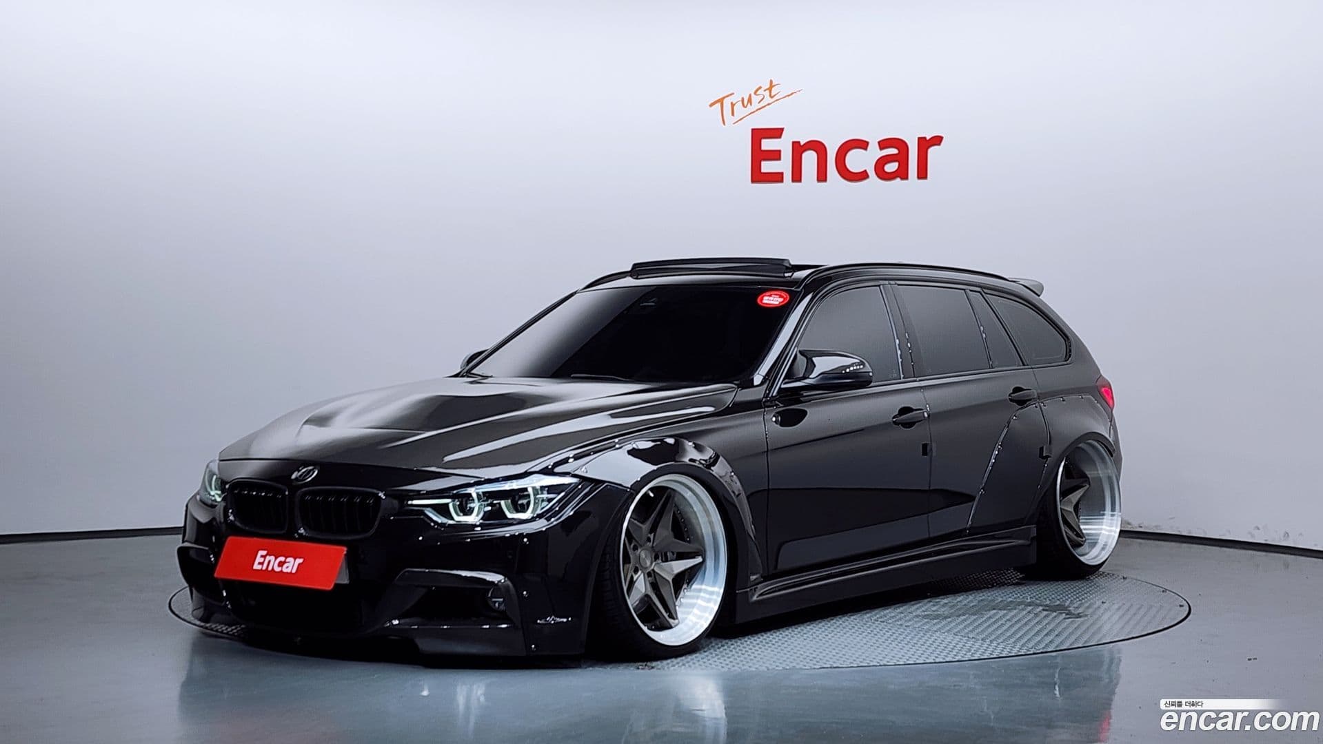 Main__Slider__Photo:3-Series BMW 2015.10-0