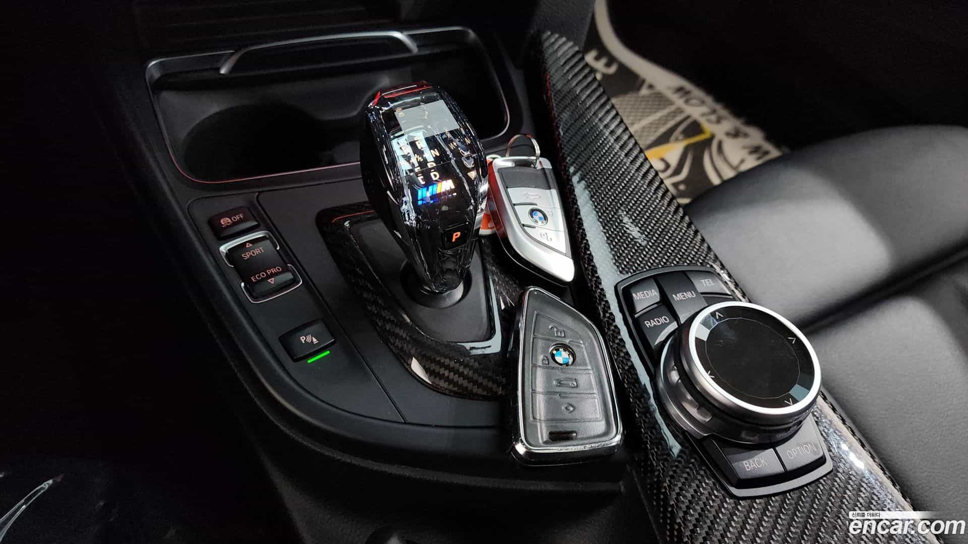 3-Series BMW 2015.10-INNER-009