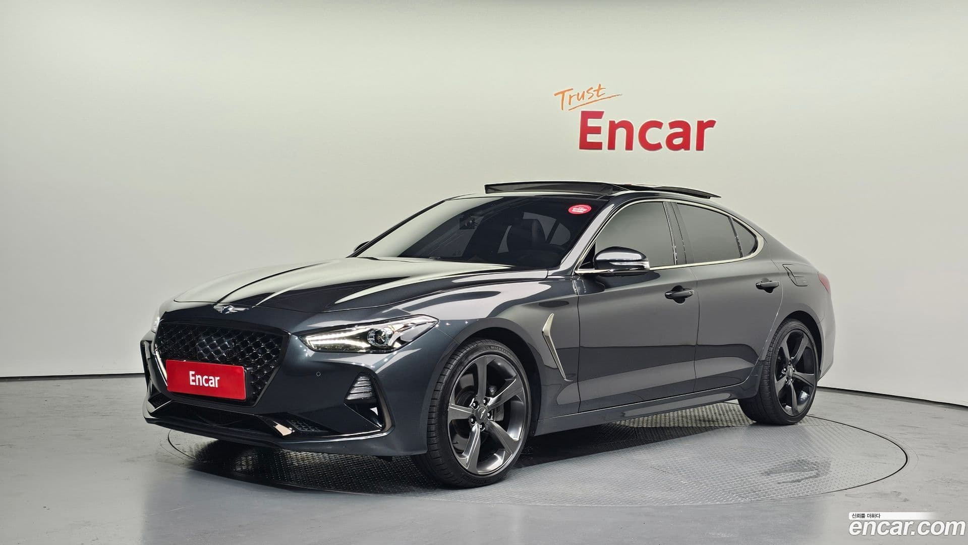 Main__Slider__Photo:G70 Genesis 2019.5-0