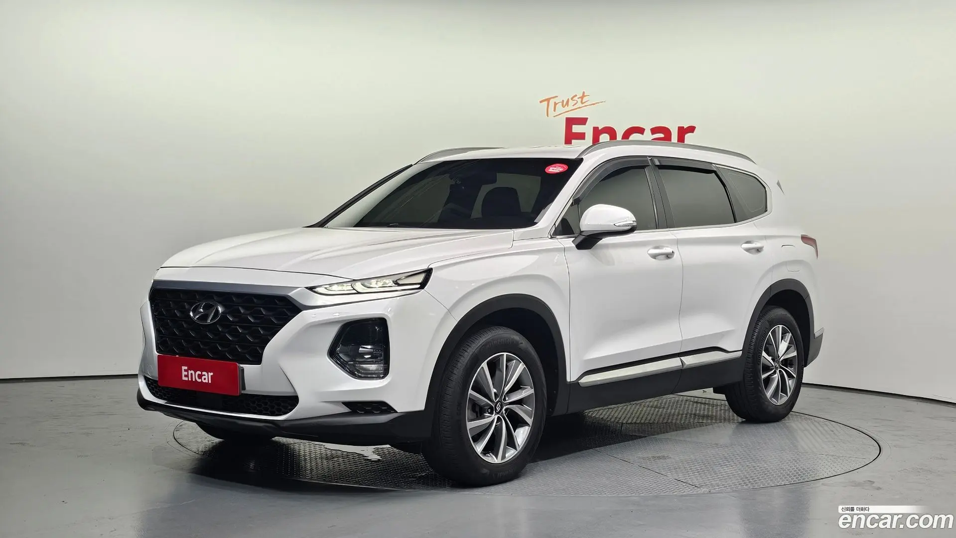 Main__Slider__Photo:Santafe Hyundai 2018.7-0