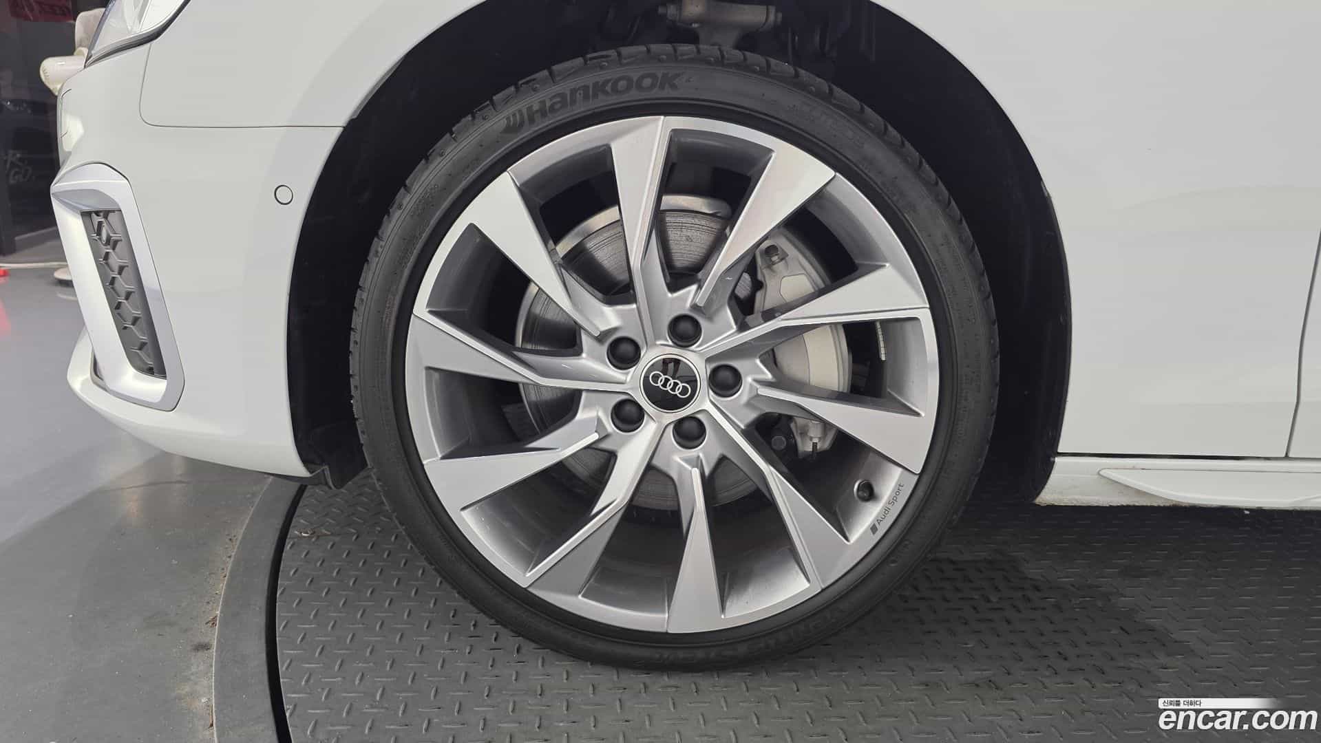 A4 Audi 2023.11-OUTER-005