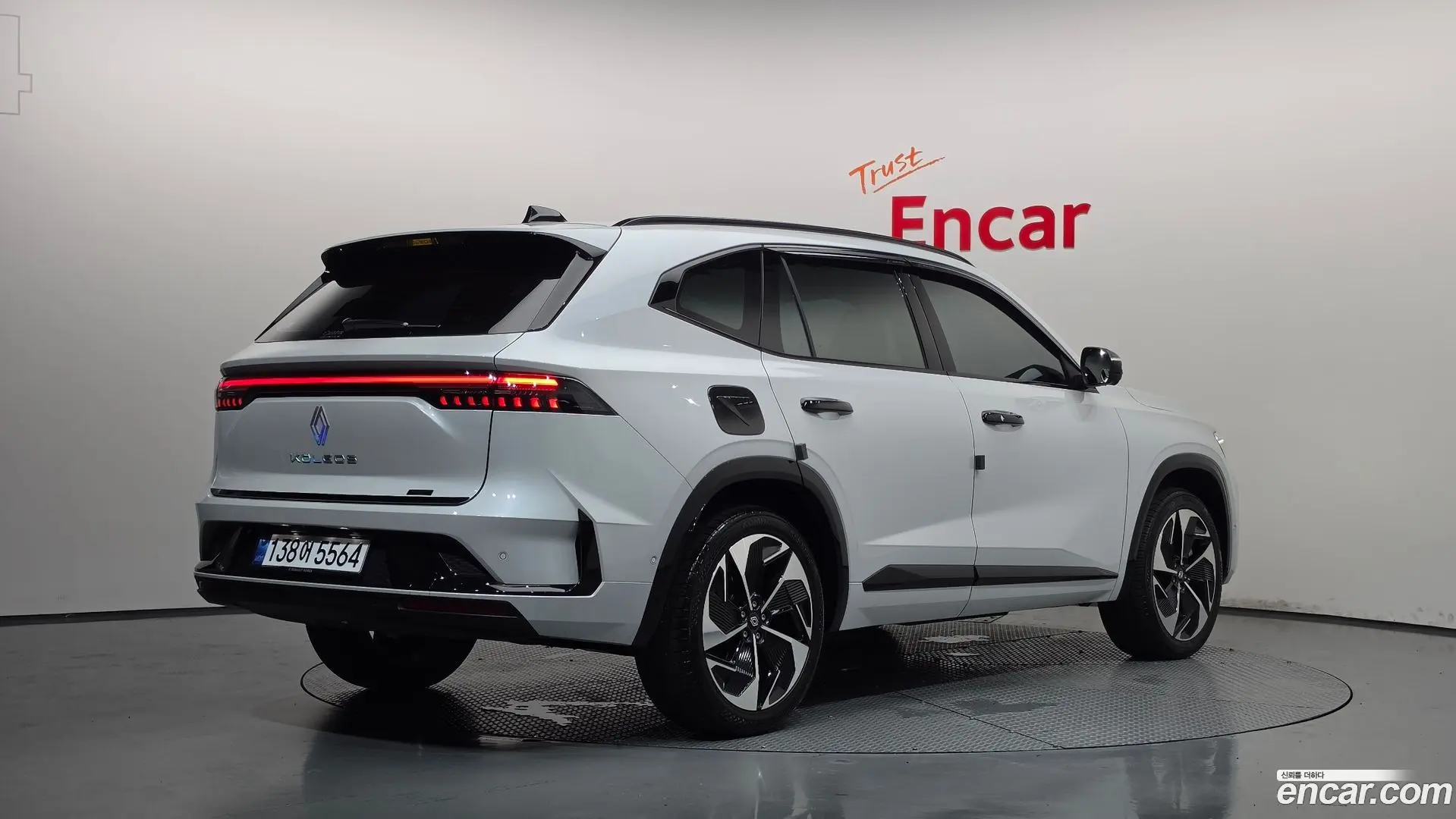 Main__Slider__Photo:Grand Koleos Renault Korea 2025.1-1
