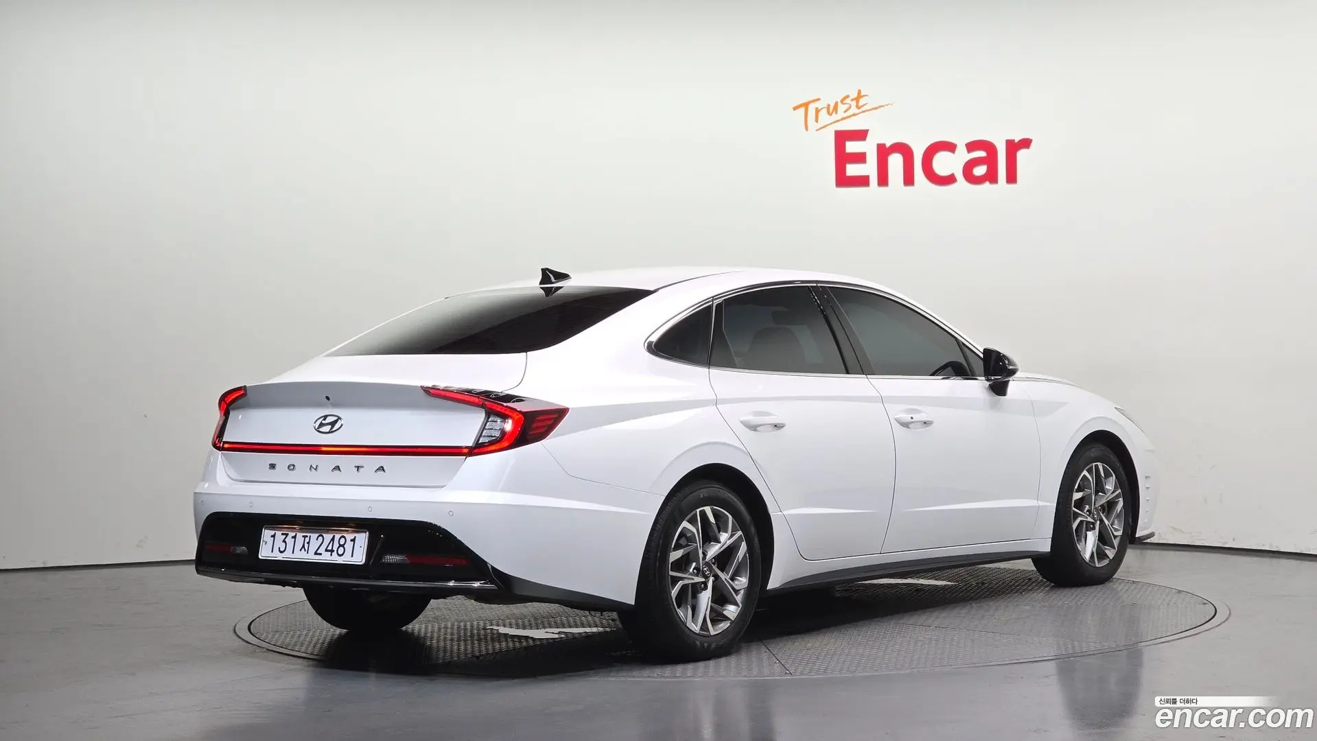 Main__Slider__Photo:Sonata Hyundai 2022.5-1