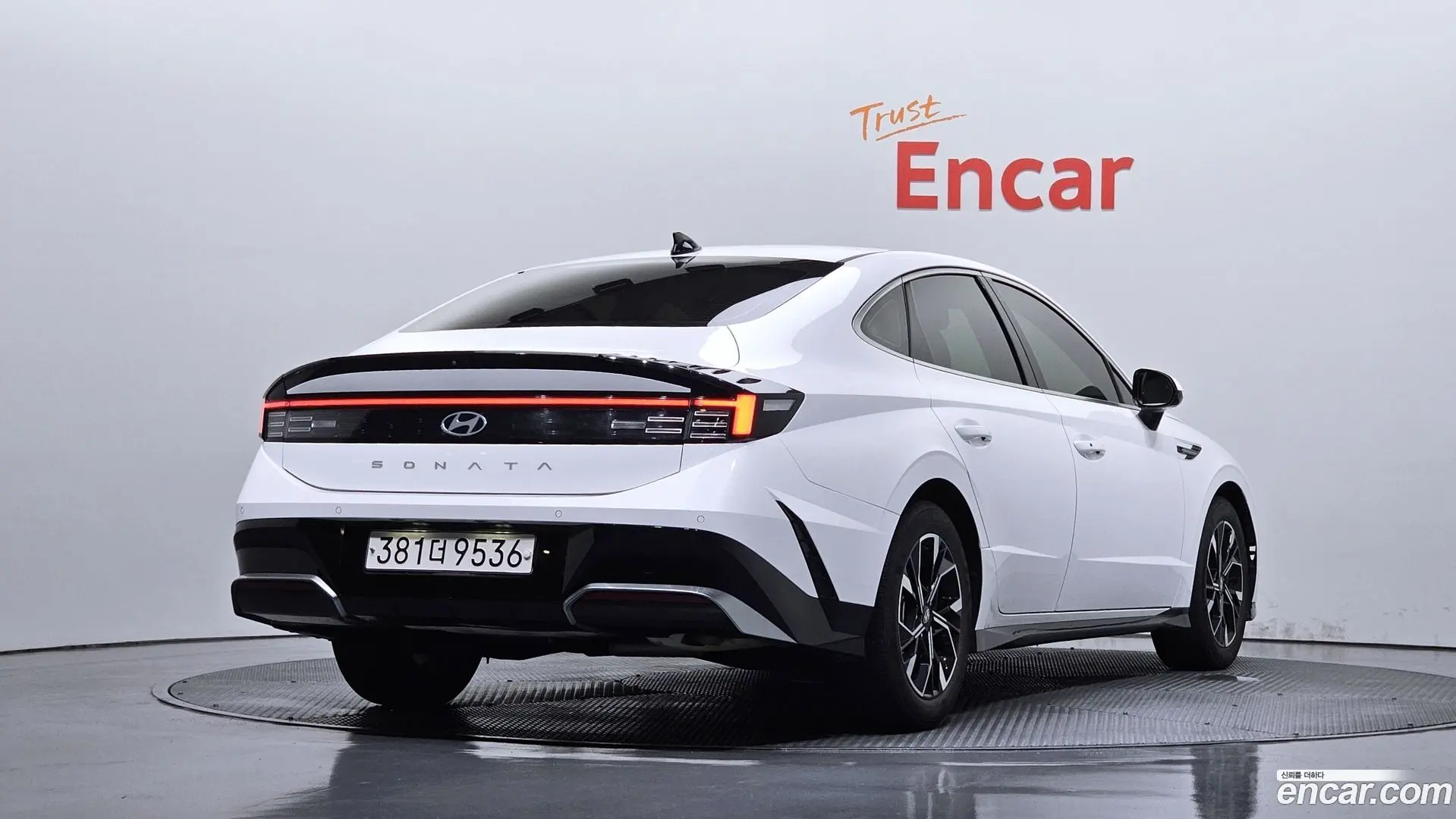 Main__Slider__Photo:Sonata Hyundai 2023.8-1