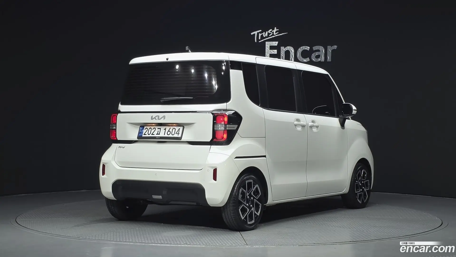 Main__Slider__Photo:RAY Kia 2023.7-1