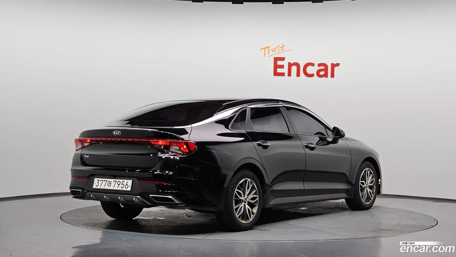 Main__Slider__Photo:K5 Kia 2020.6-1