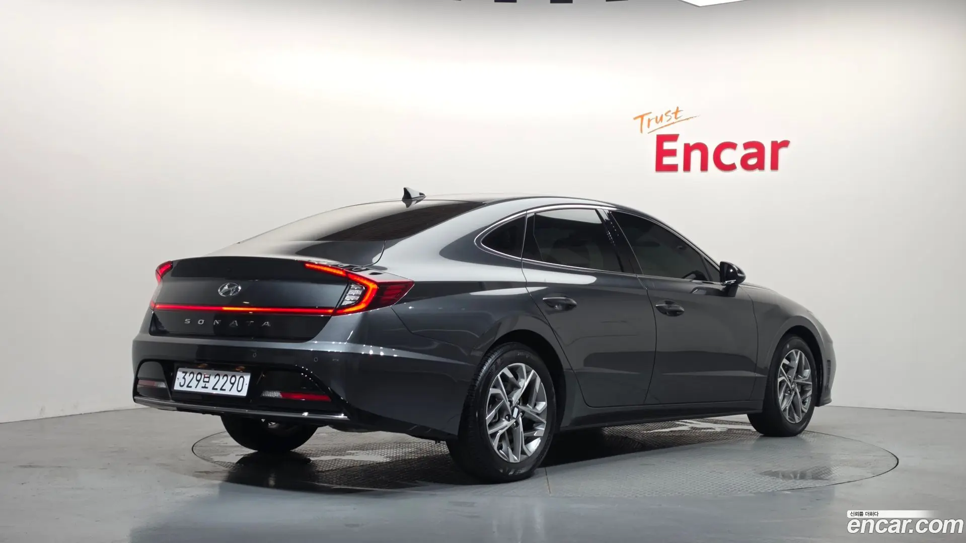 Main__Slider__Photo:Sonata Hyundai 2022.5-1