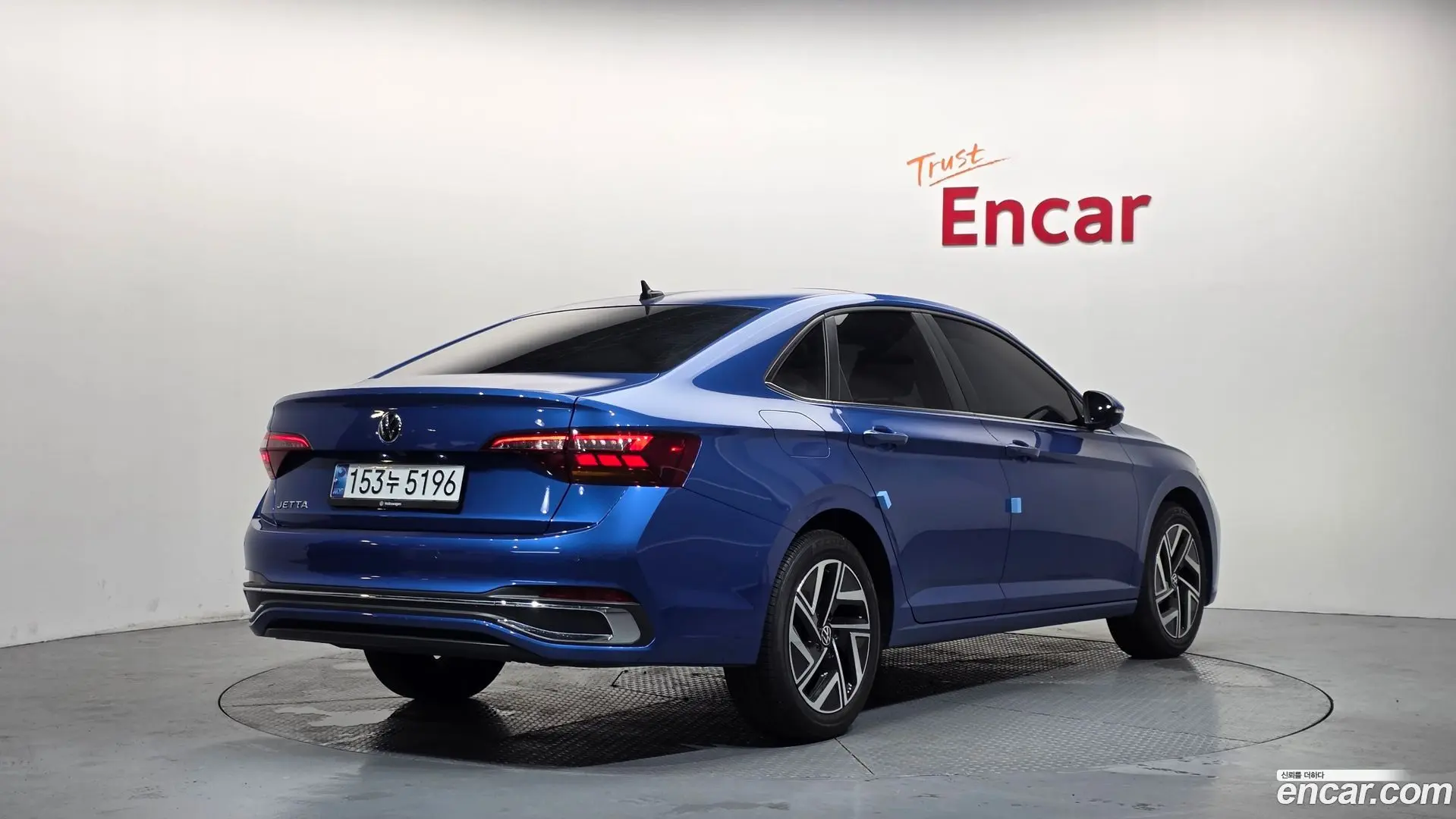Main__Slider__Photo:Jetta Volkswagen 2023.11-1
