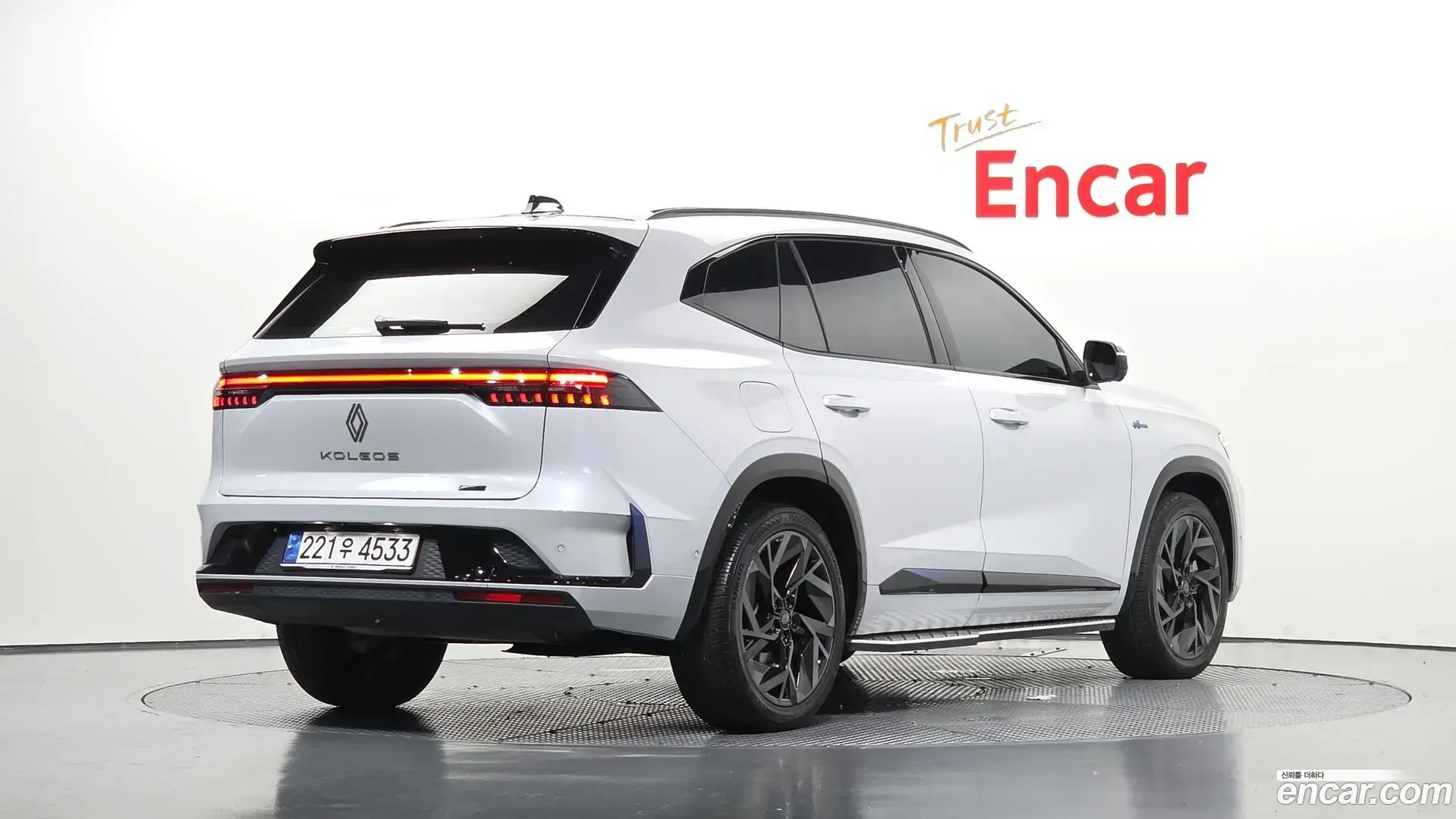 Main__Slider__Photo:Grand Koleos Renault Korea 2024.11-1