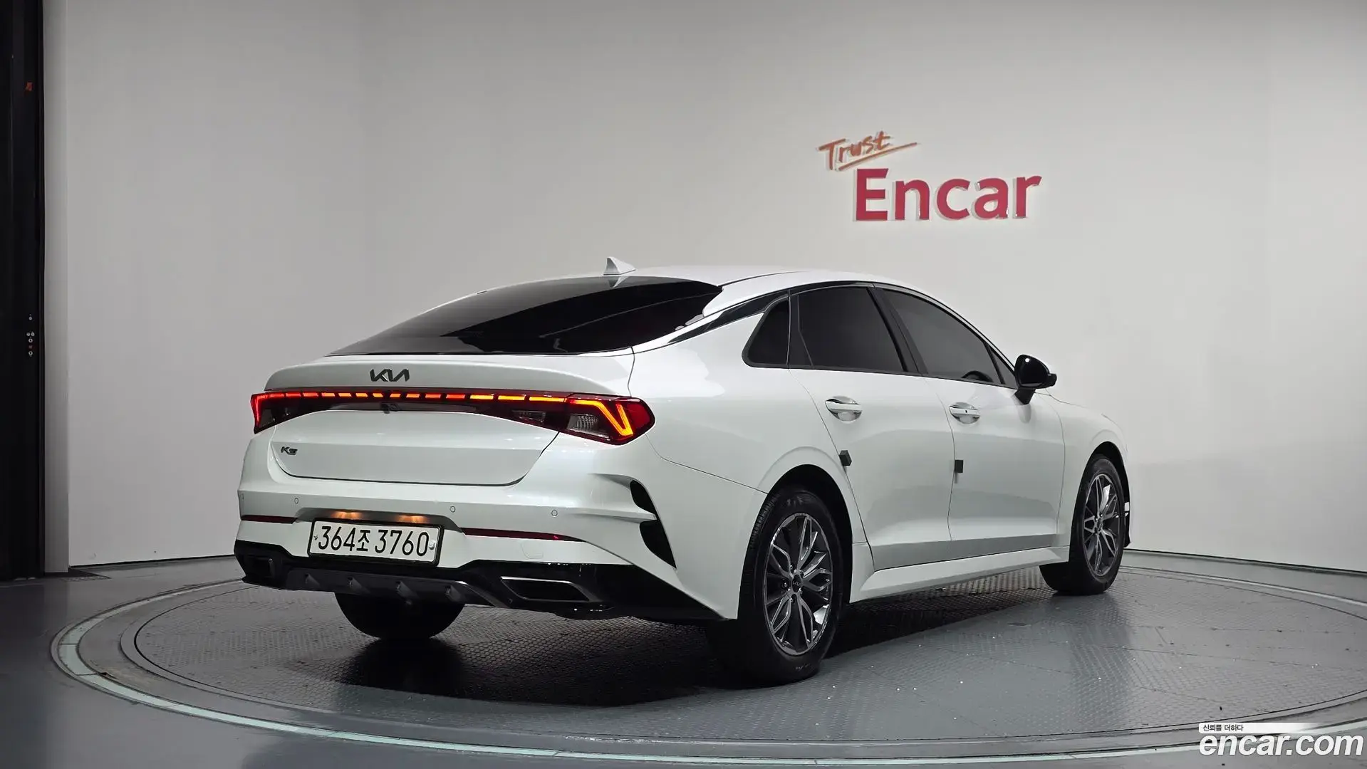 Main__Slider__Photo:K5 Kia 2021.6-1