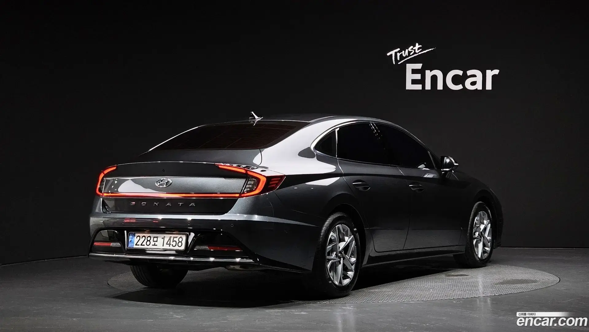 Main__Slider__Photo:Sonata Hyundai 2023.0-1
