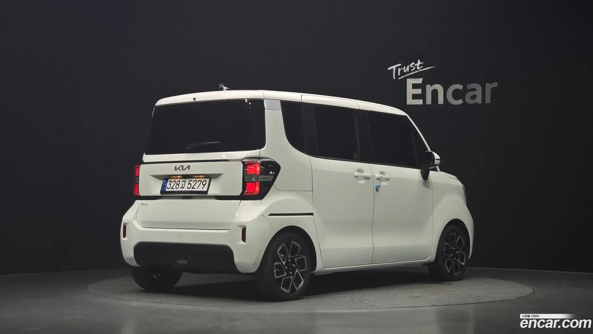 Main__Slider__Photo:RAY Kia 2026.7-1
