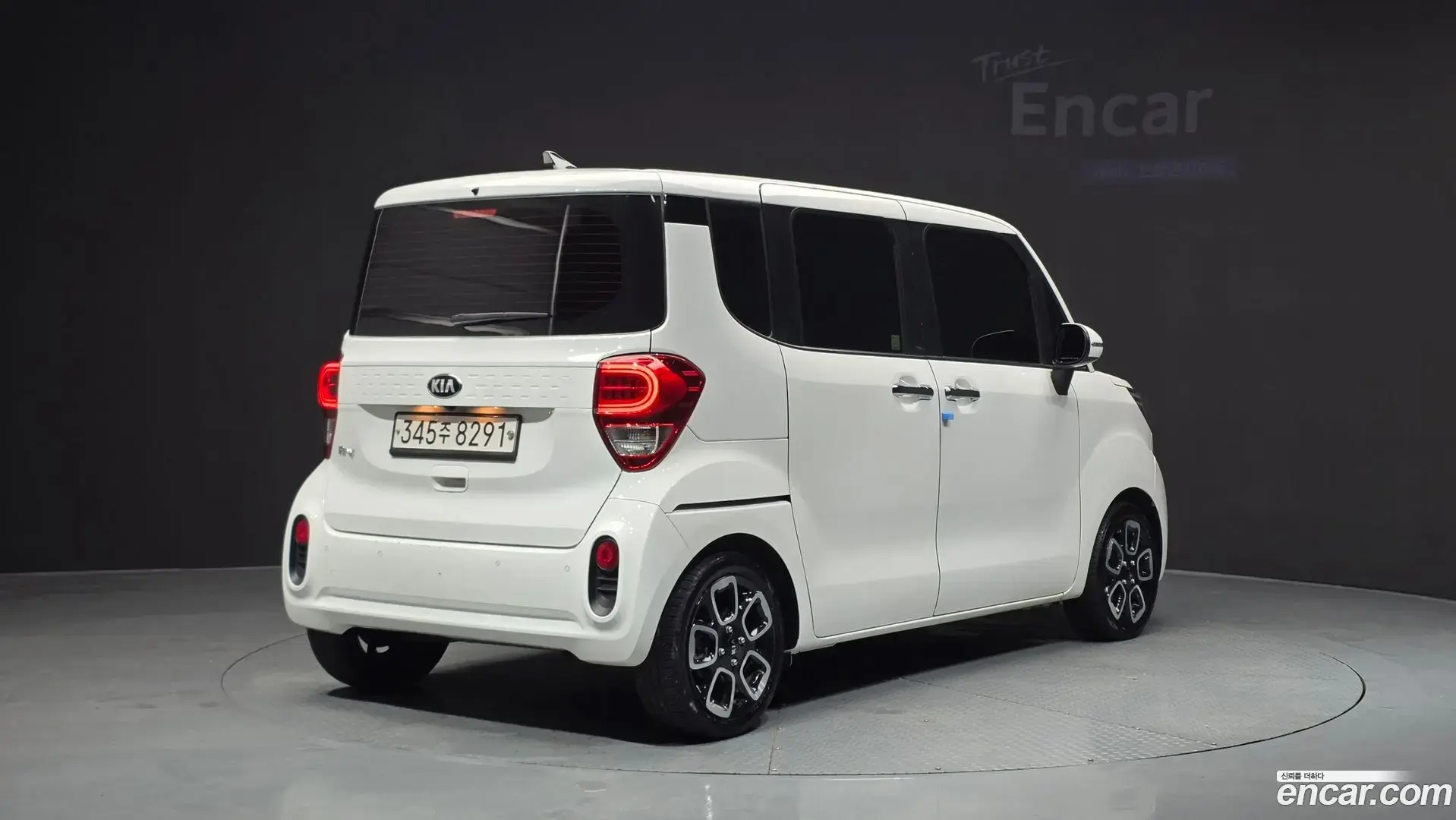 Main__Slider__Photo:RAY Kia 2020.6-1