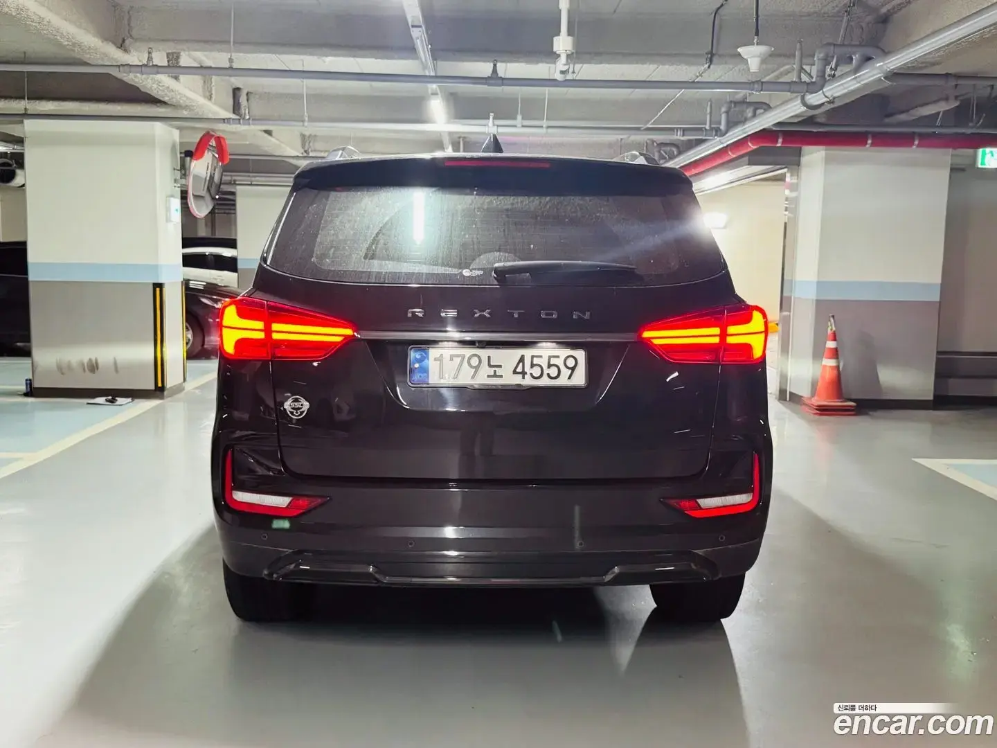 Main__Slider__Photo:Rexton KG Mobility 2022.6-1