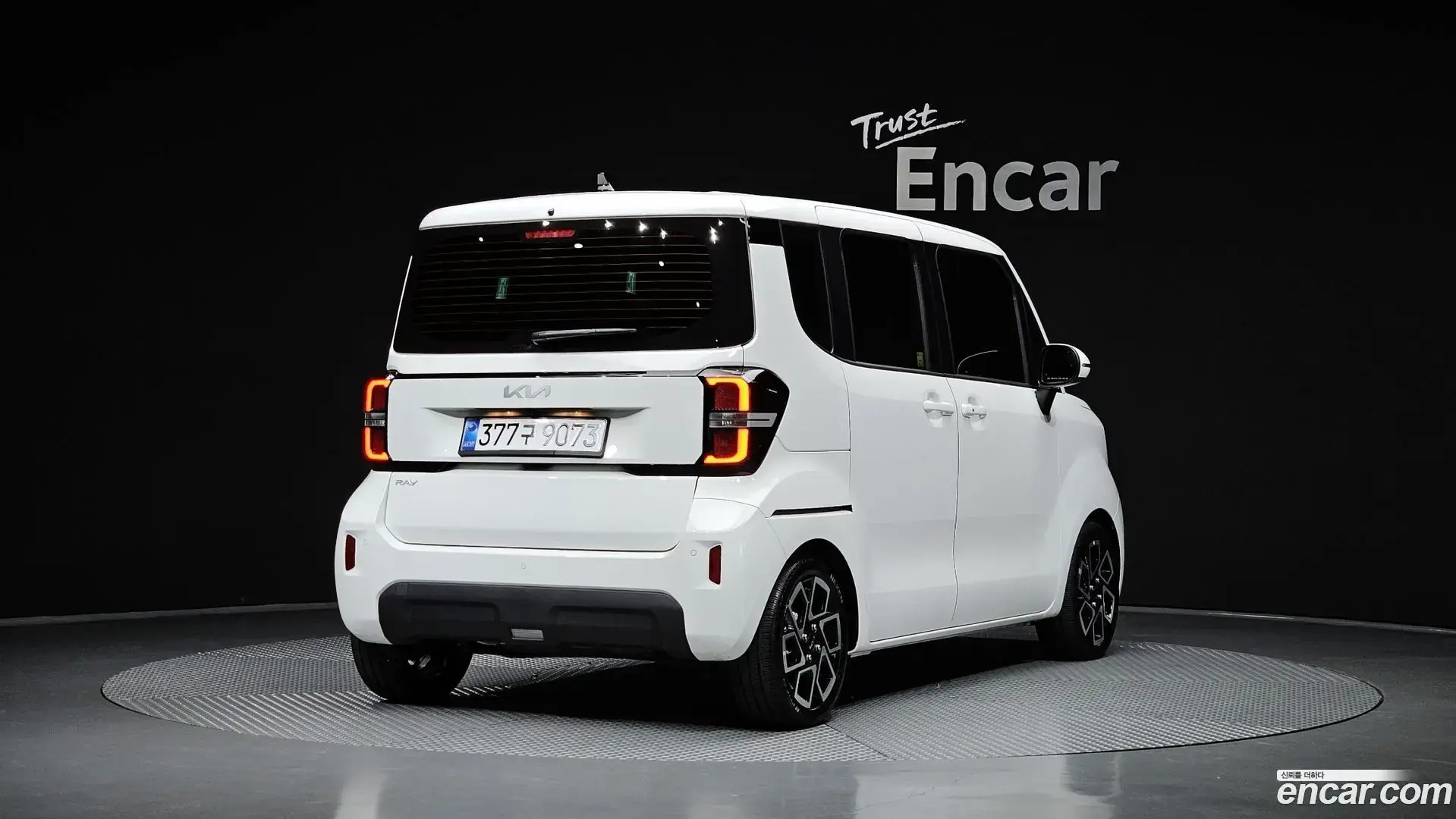 Main__Slider__Photo:RAY Kia 2026.6-1