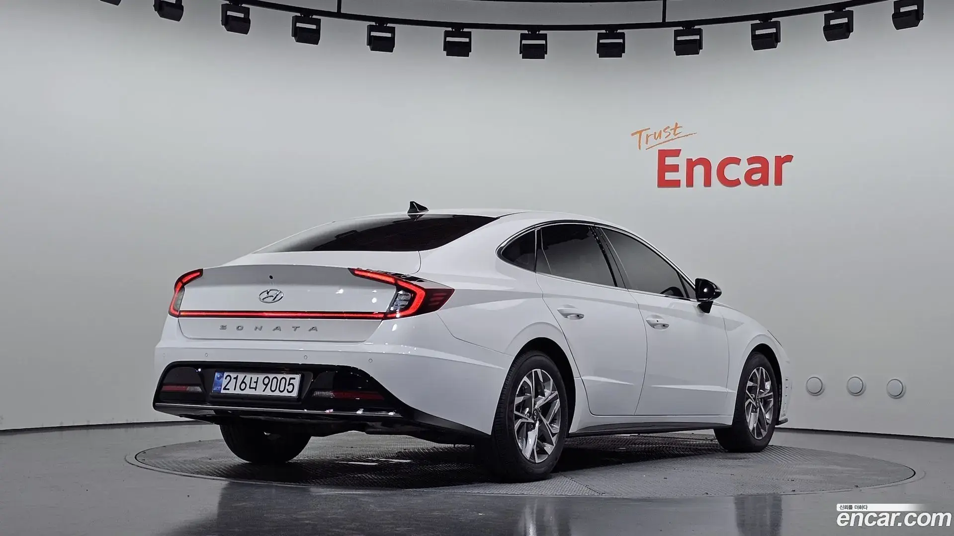 Main__Slider__Photo:Sonata Hyundai 2021.5-1