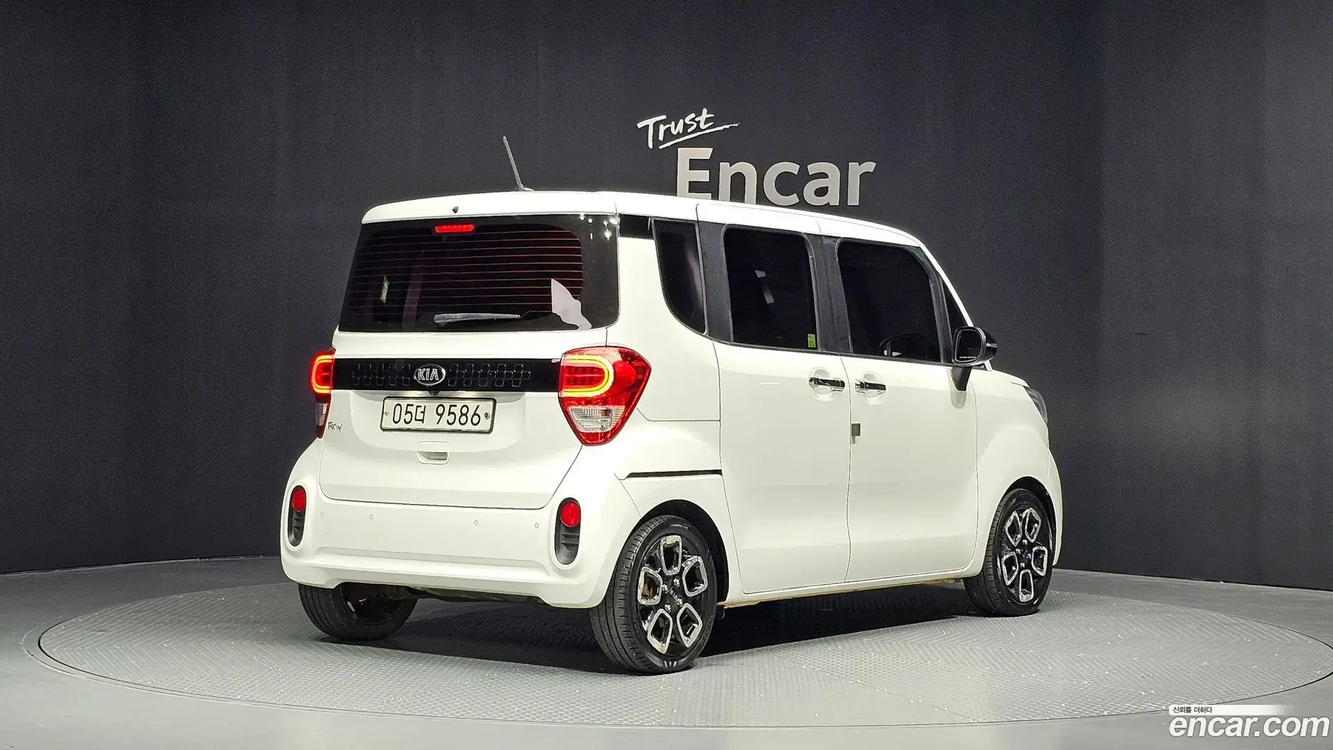 Main__Slider__Photo:RAY Kia 2018.0-1