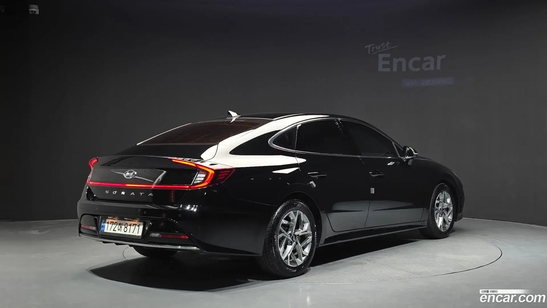 Main__Slider__Photo:Sonata Hyundai 2022.11-1