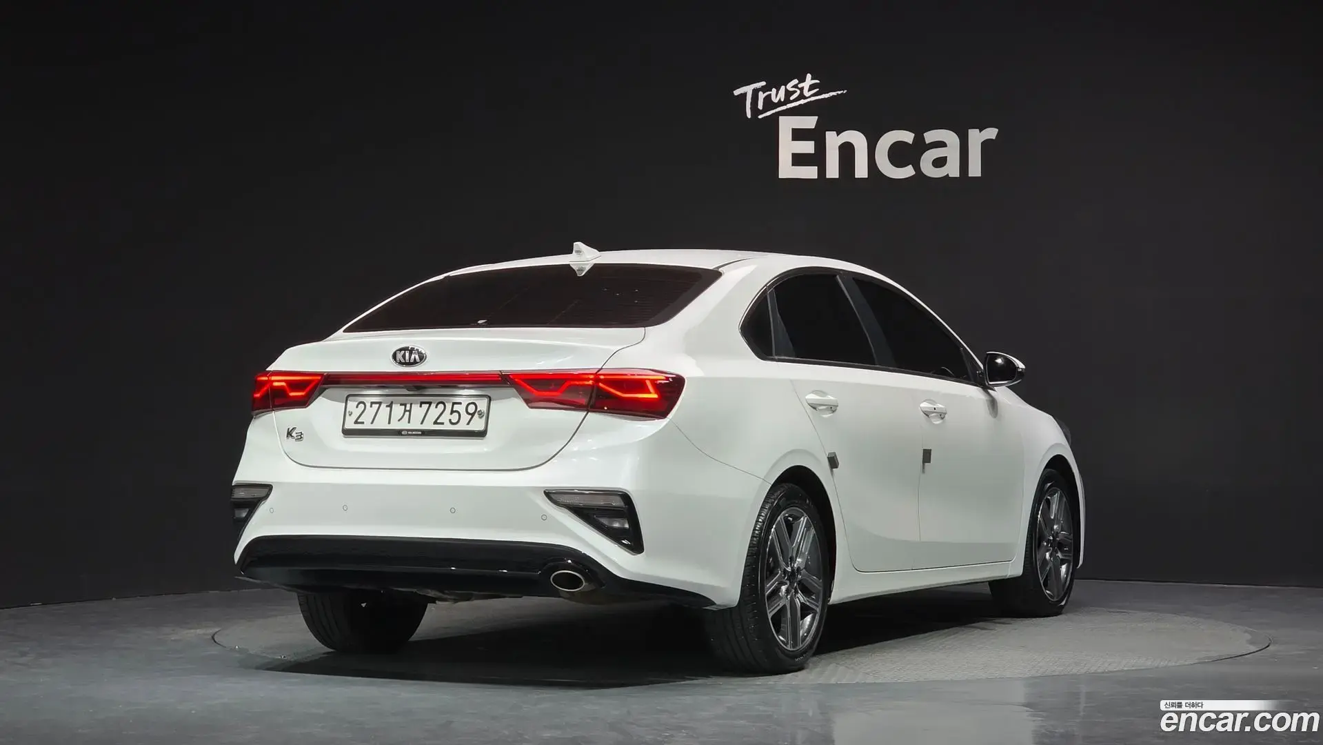 Main__Slider__Photo:K3 Kia 2019.10-1