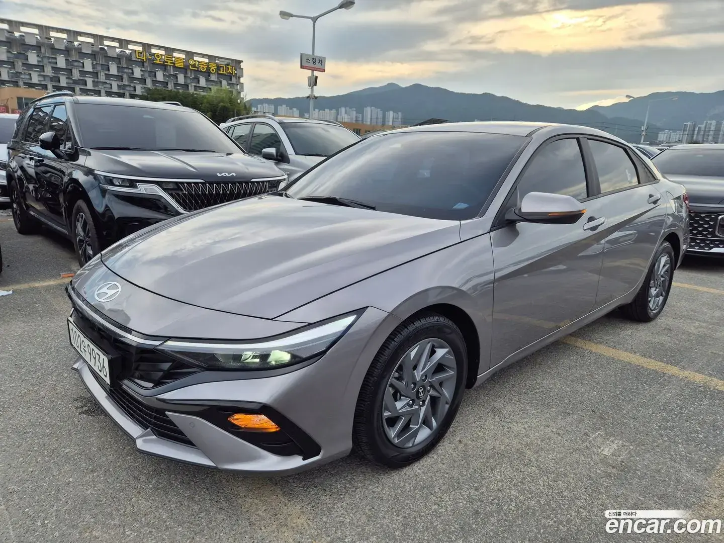 Main__Slider__Photo:AVANTE Hyundai 2023.6-1