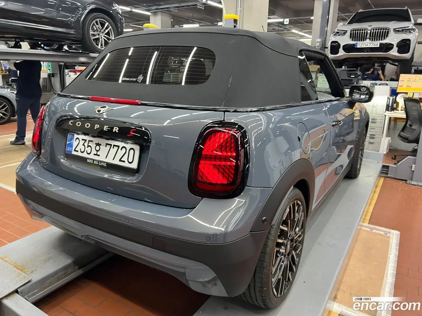 Main__Slider__Photo:Cooper Convertible Mini 2025.9-1