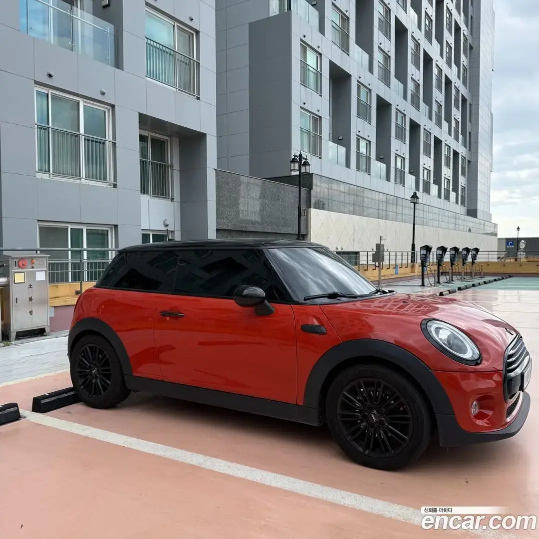 Main__Slider__Photo:Cooper Mini 2019.3-1