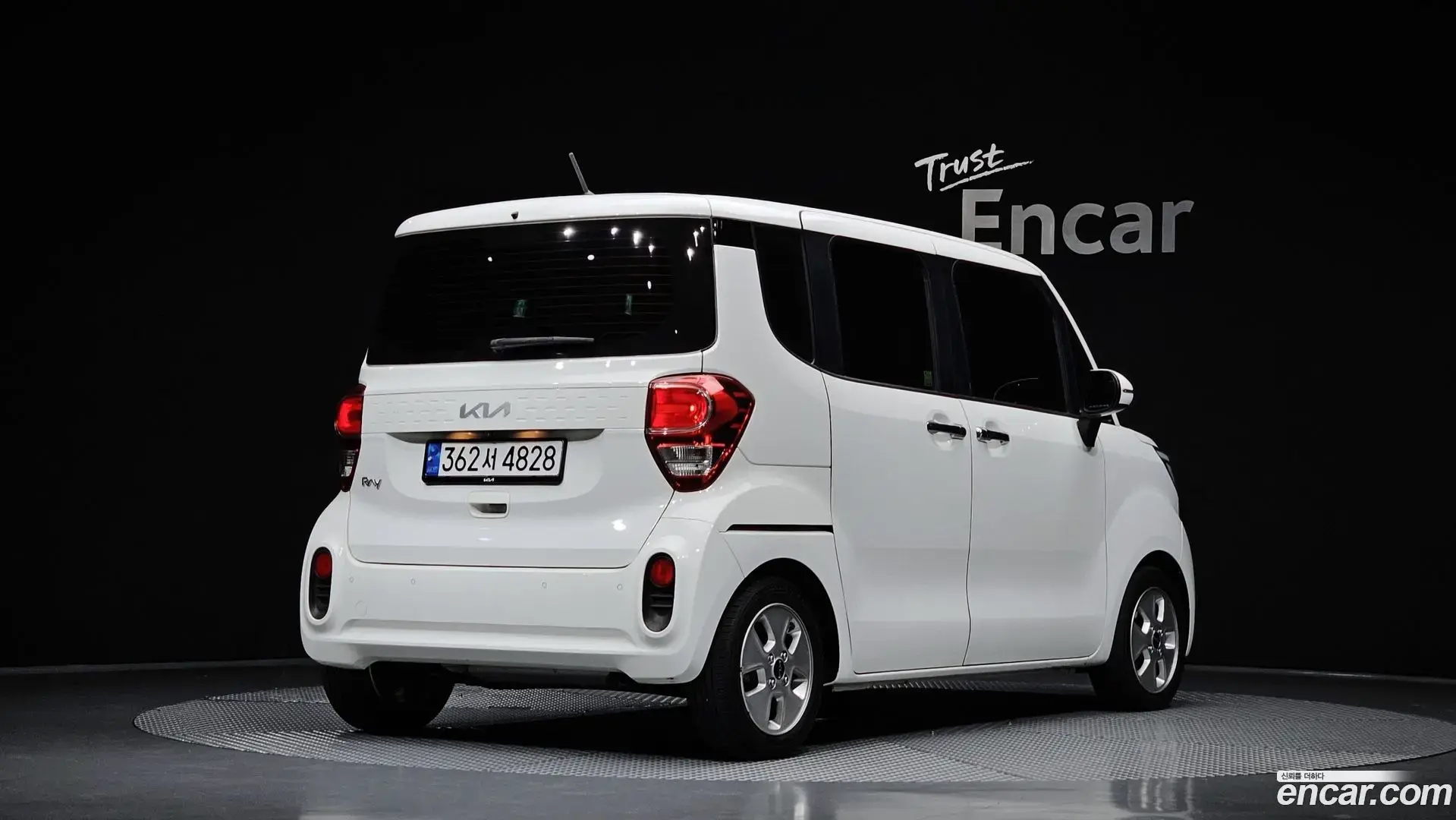 Main__Slider__Photo:RAY Kia 2022.7-1
