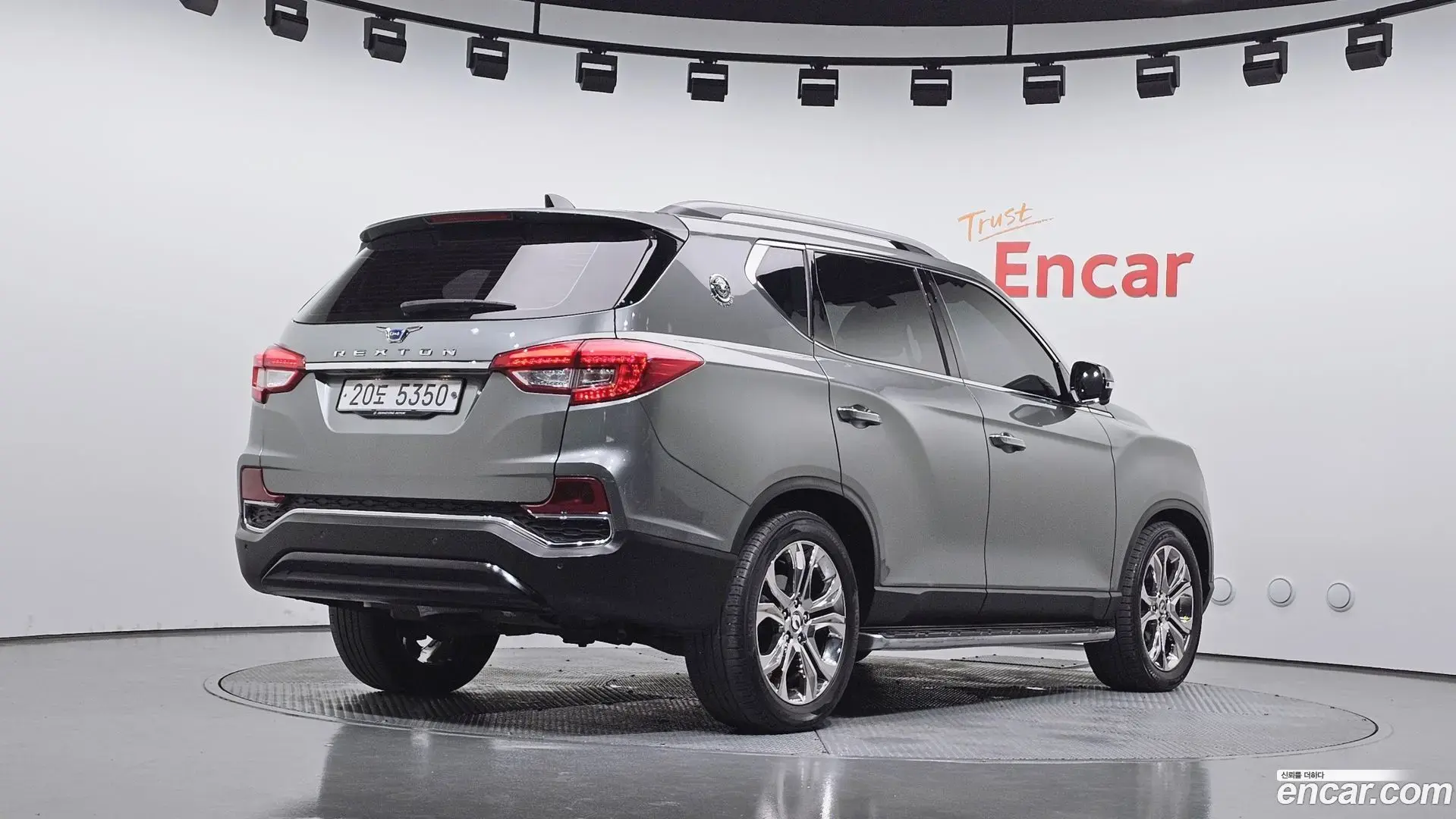 Main__Slider__Photo:Rexton KG Mobility 2019.1-1