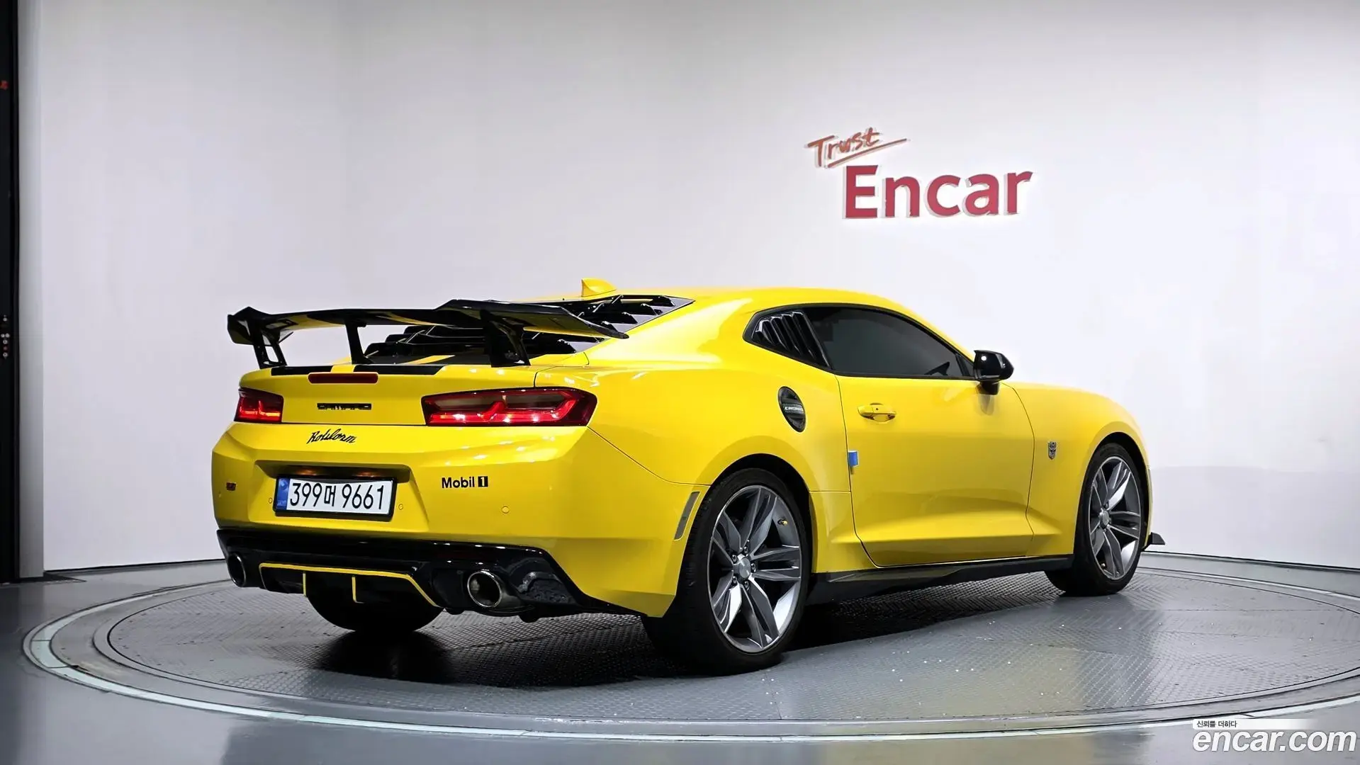 Main__Slider__Photo:Camaro Chevrolet 2017.8-1
