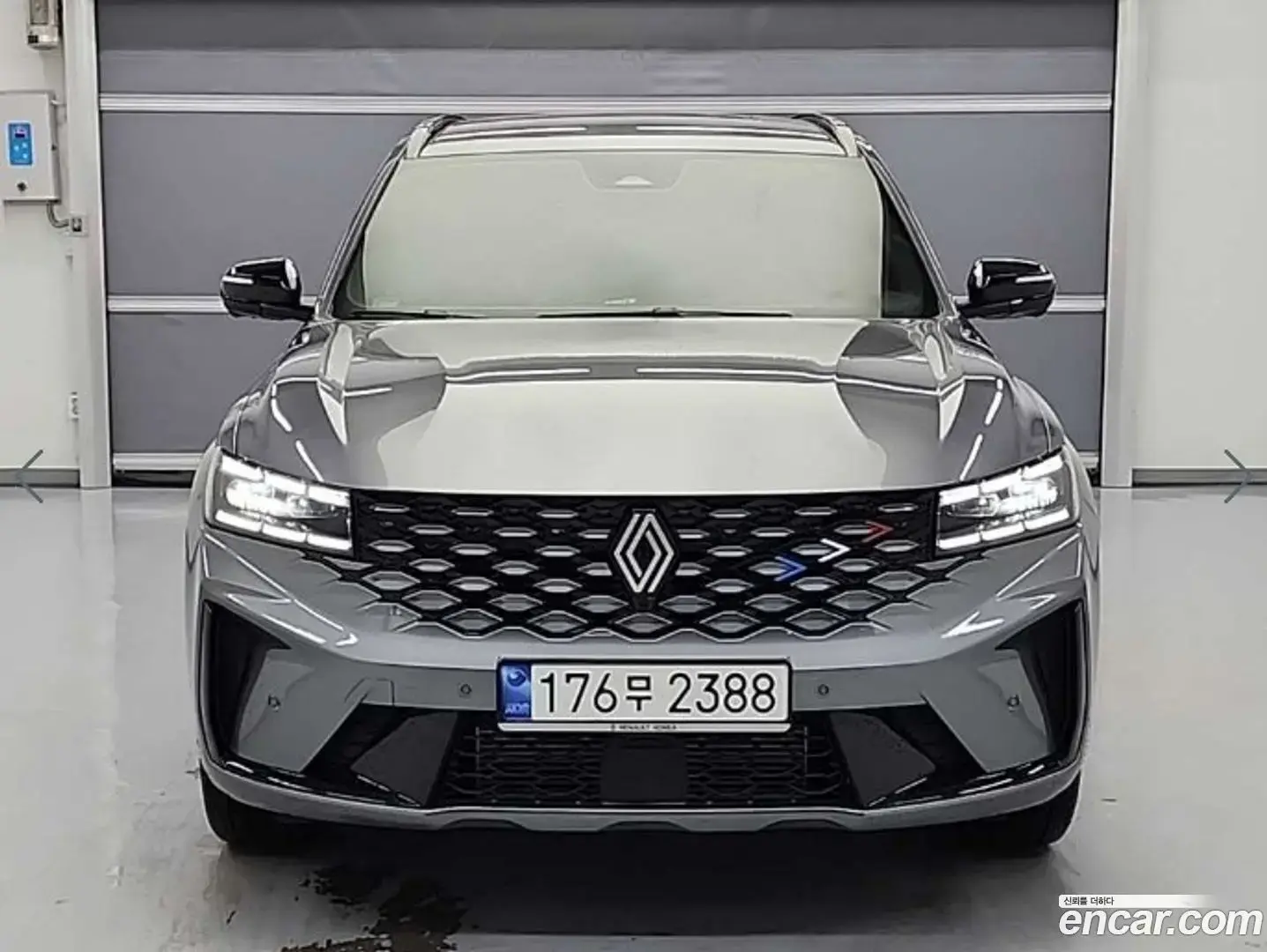 Main__Slider__Photo:Grand Koleos Renault Korea 2025.1-1