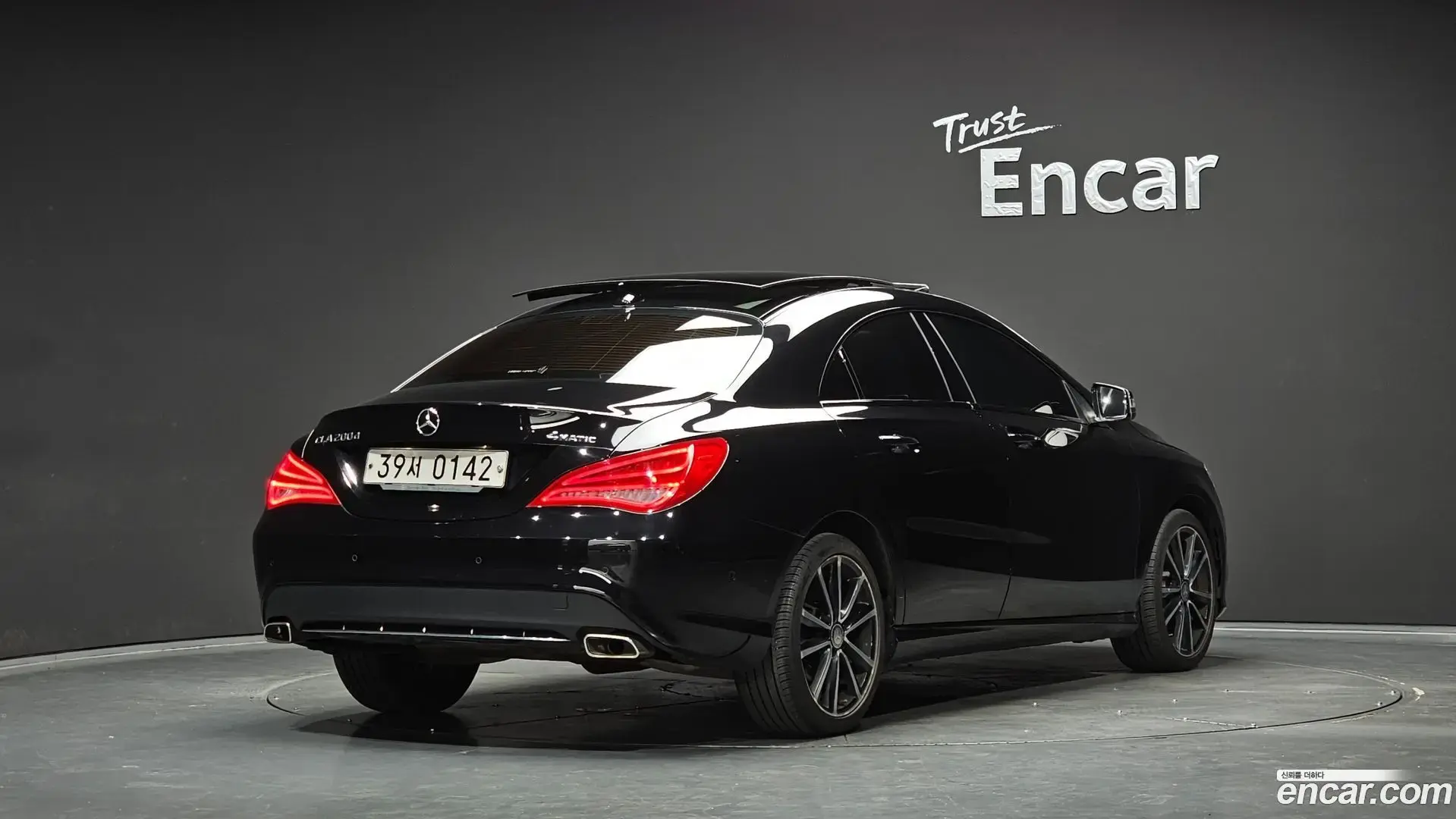 Main__Slider__Photo:CLA-Class Mercedes-Benz 2016.7-1