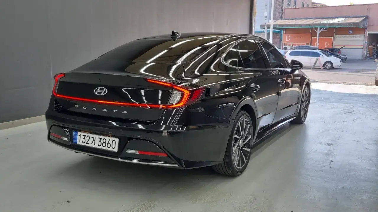 Main__Slider__Photo:Sonata Hyundai 2022.4-1
