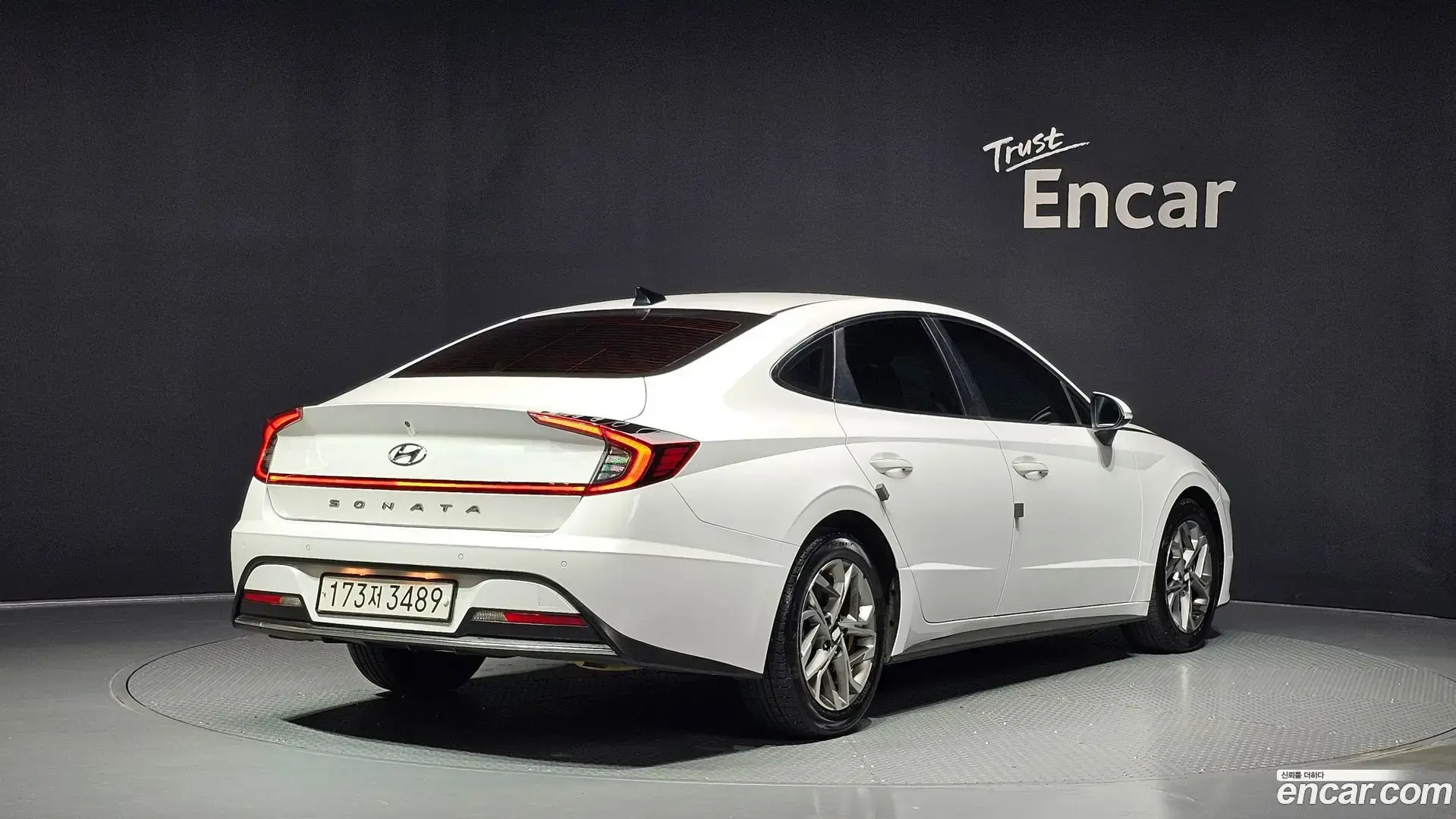 Main__Slider__Photo:Sonata Hyundai 2021.4-1