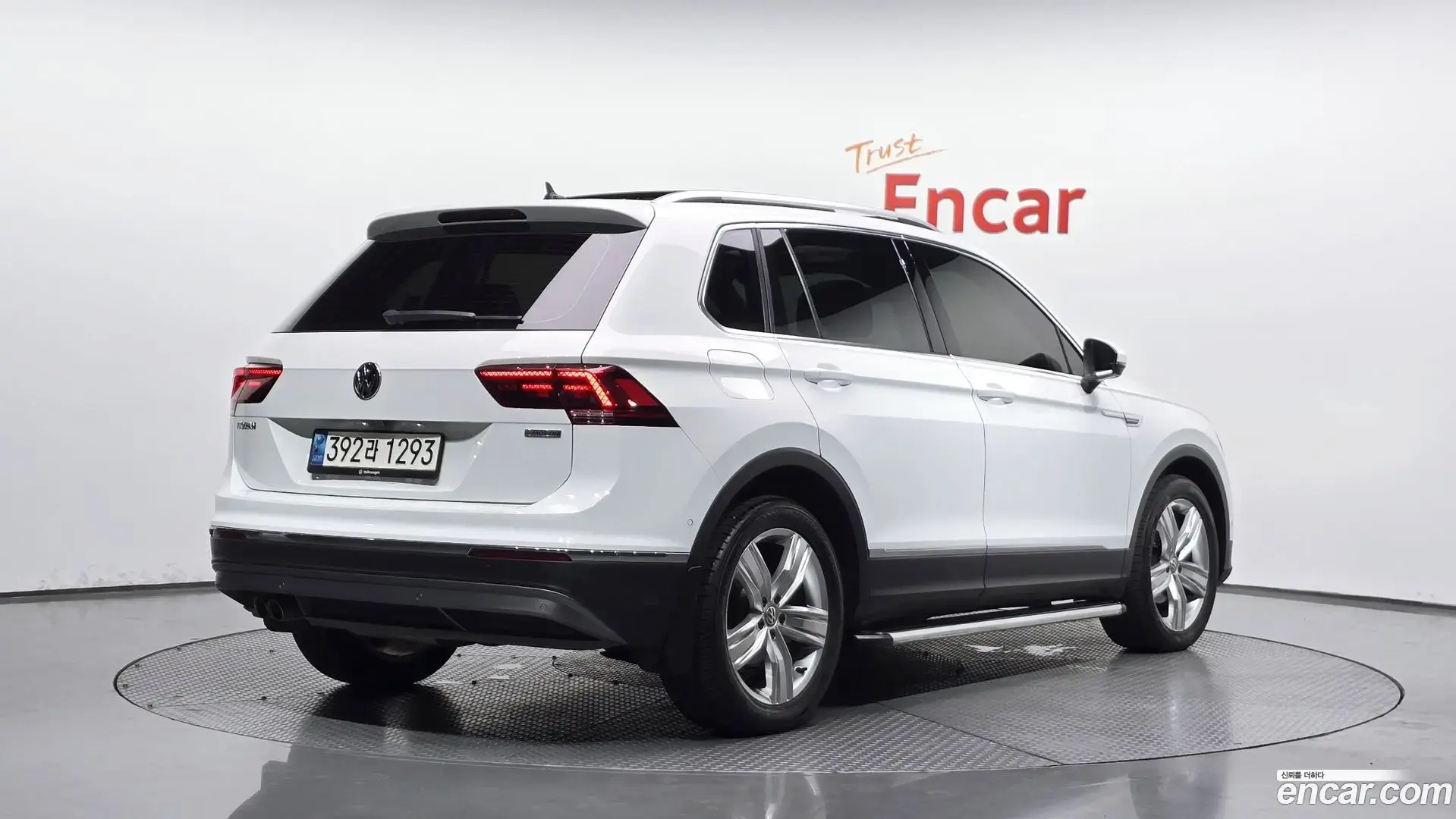 Main__Slider__Photo:Tiguan Volkswagen 2020.7-1