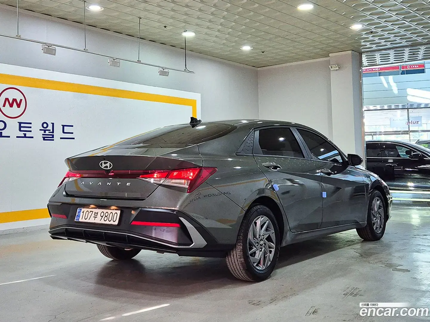 Main__Slider__Photo:AVANTE Hyundai 2023.10-1